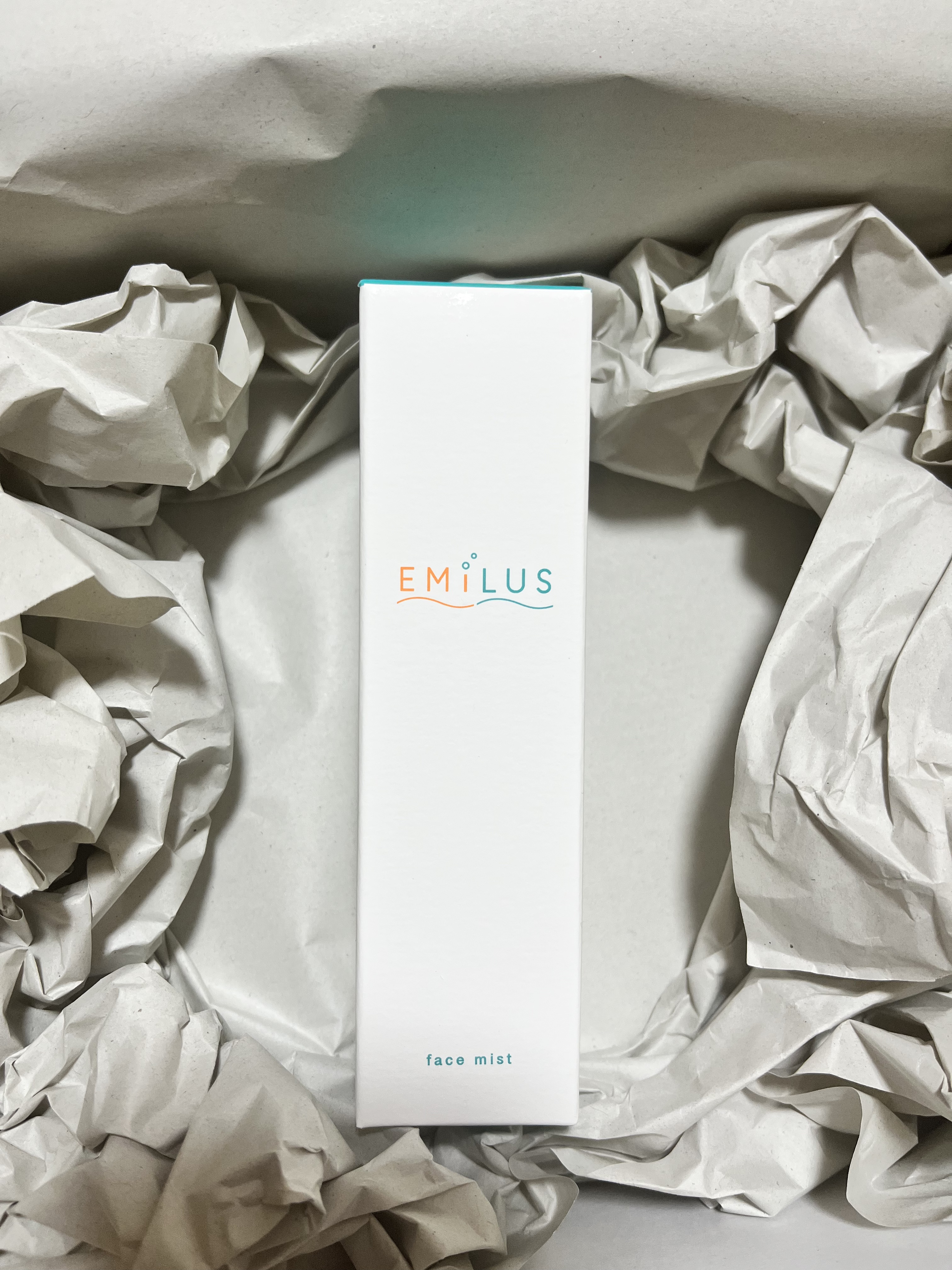 ツヤ肌メイクフィックスミスト/EMILUS/フィックスミストを使ったクチコミ（1枚目）