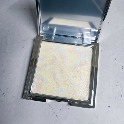 スキンルミナスハイライター/DEAR DAHLIA/パウダーハイライトを使ったクチコミ(2枚目)