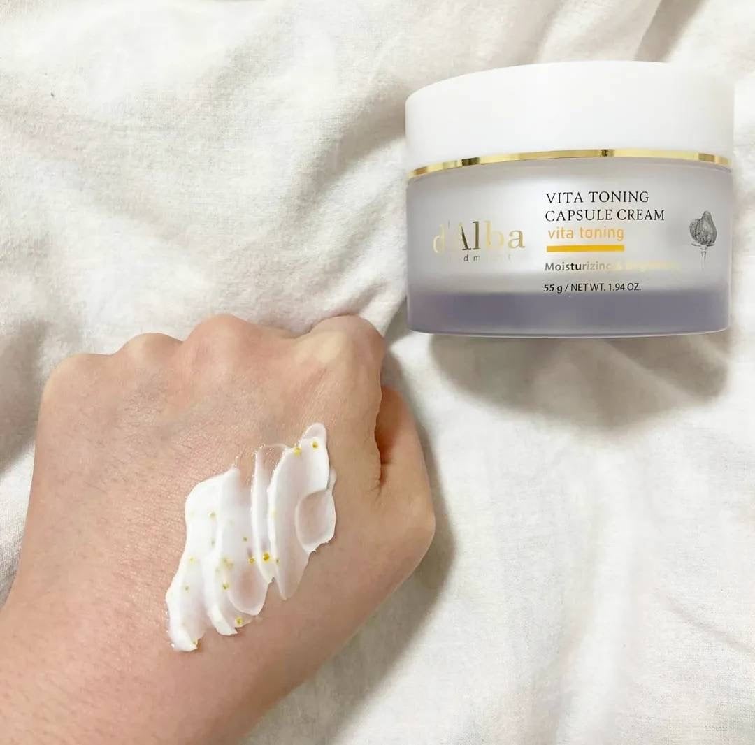 ビタトーニングカプセルクリーム/ダルバ/フェイスクリームを使ったクチコミ(4枚目)