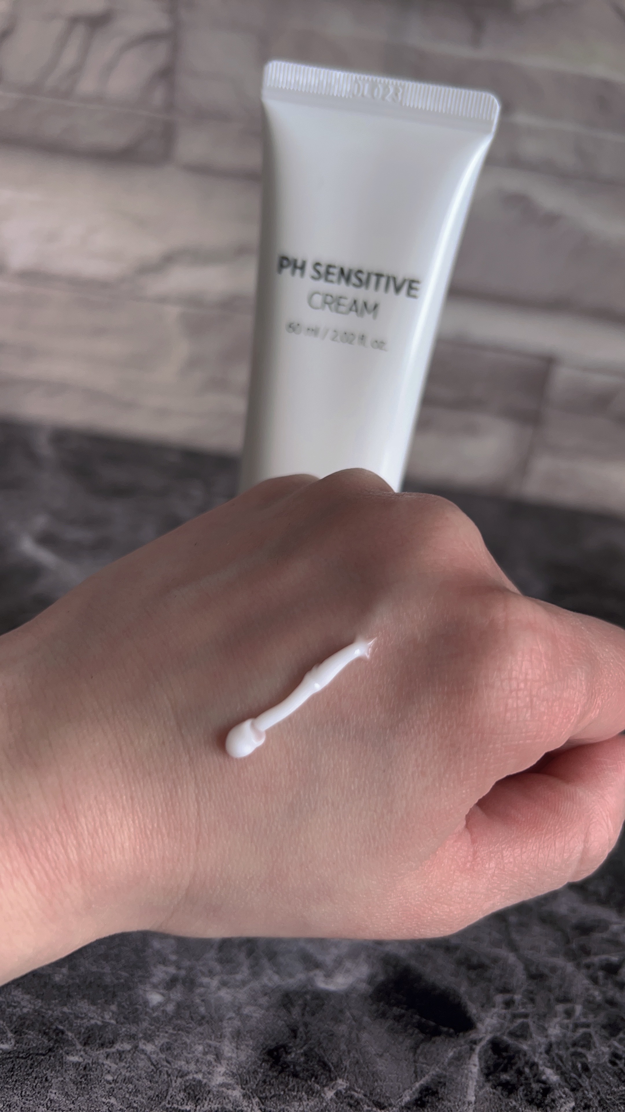 PHセンシティブクリームチューブ 60ml/SAM'U/フェイスクリームを使ったクチコミ（3枚目）