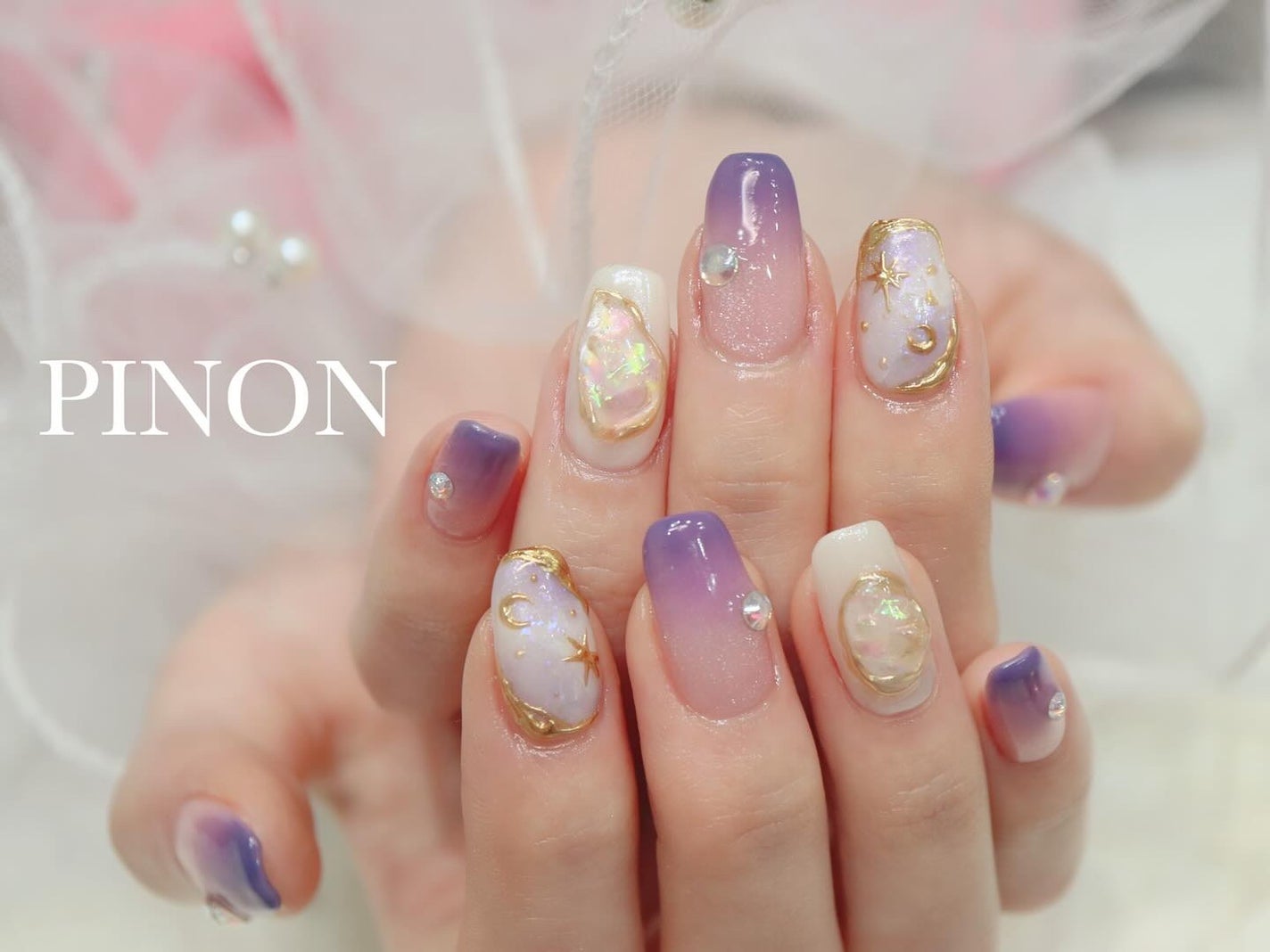 shino on LIPS 「お持ち込みデザイン☺︎キラキラ可愛いパープルグラデーション🪻オ..」(3枚目)