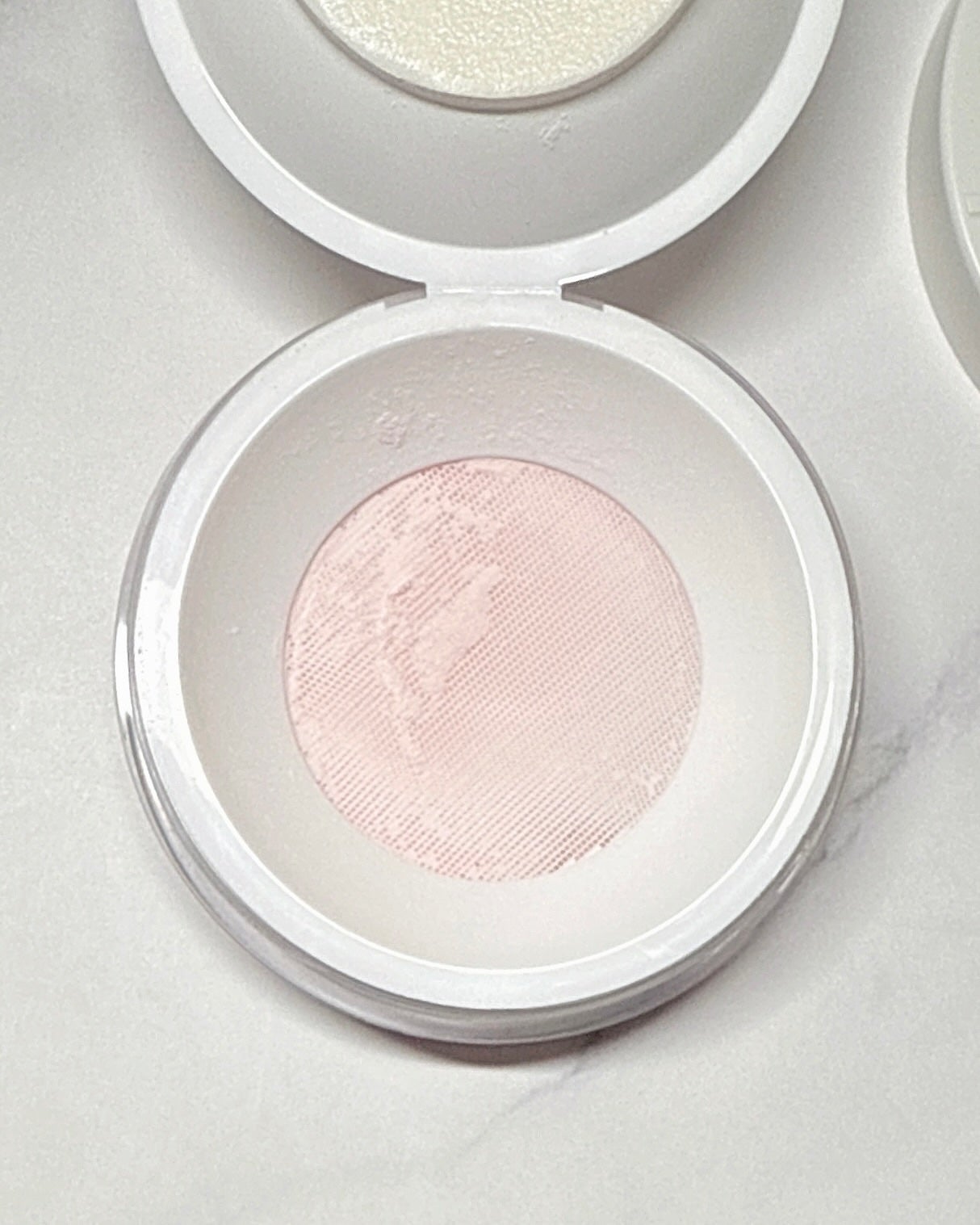 トランスルーセントセットフィニッシングパウダー/TFIT/ルースパウダーを使ったクチコミ(3枚目)