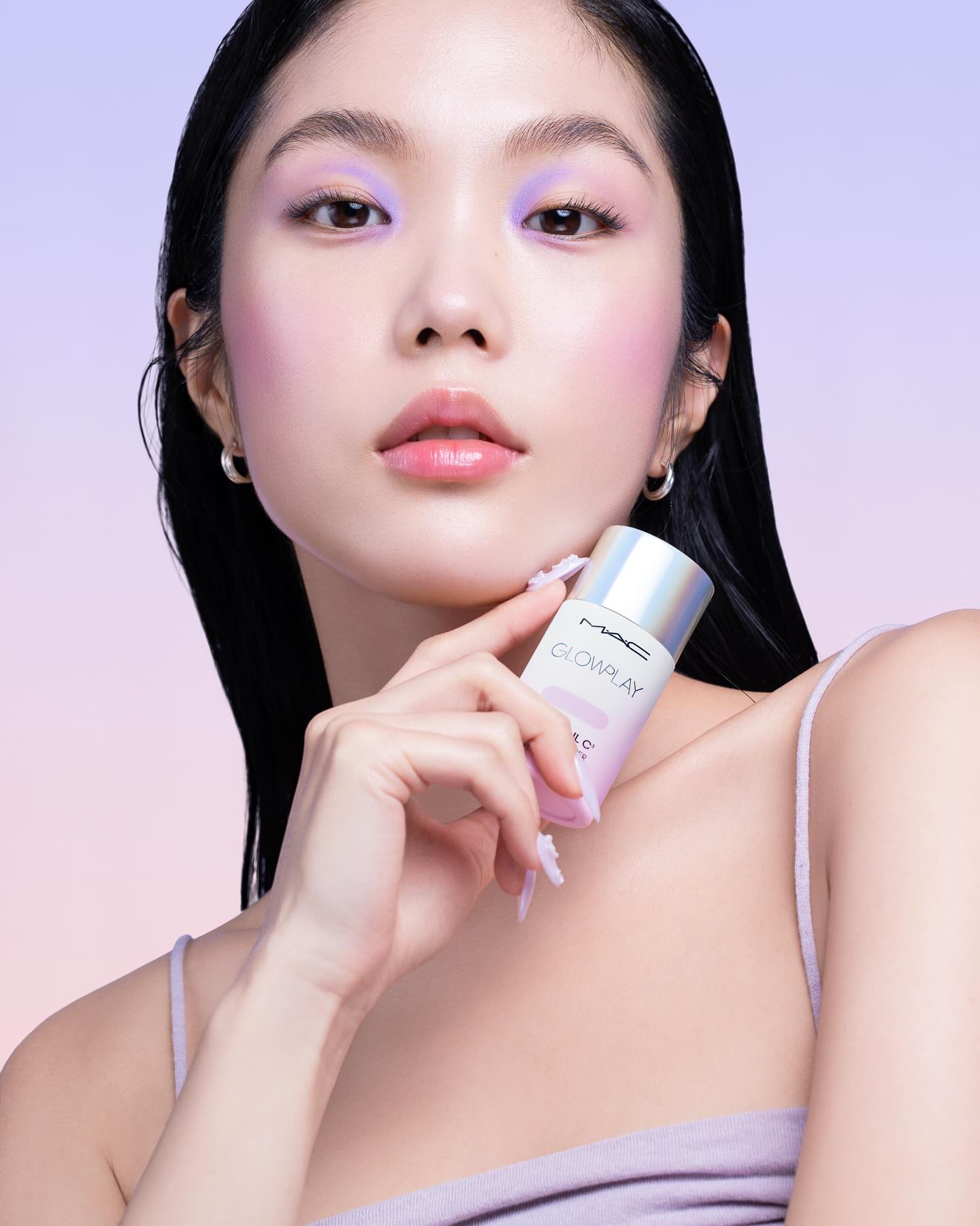 グロー プレイ ライトフル C3 トーン アップ プライマー SPF 50+/M・A・C/化粧下地を使ったクチコミ（3枚目）