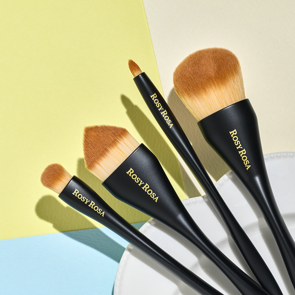 マルチユースブラシ〈フェイス〉/ロージーローザ/メイクブラシを使ったクチコミ（1枚目）