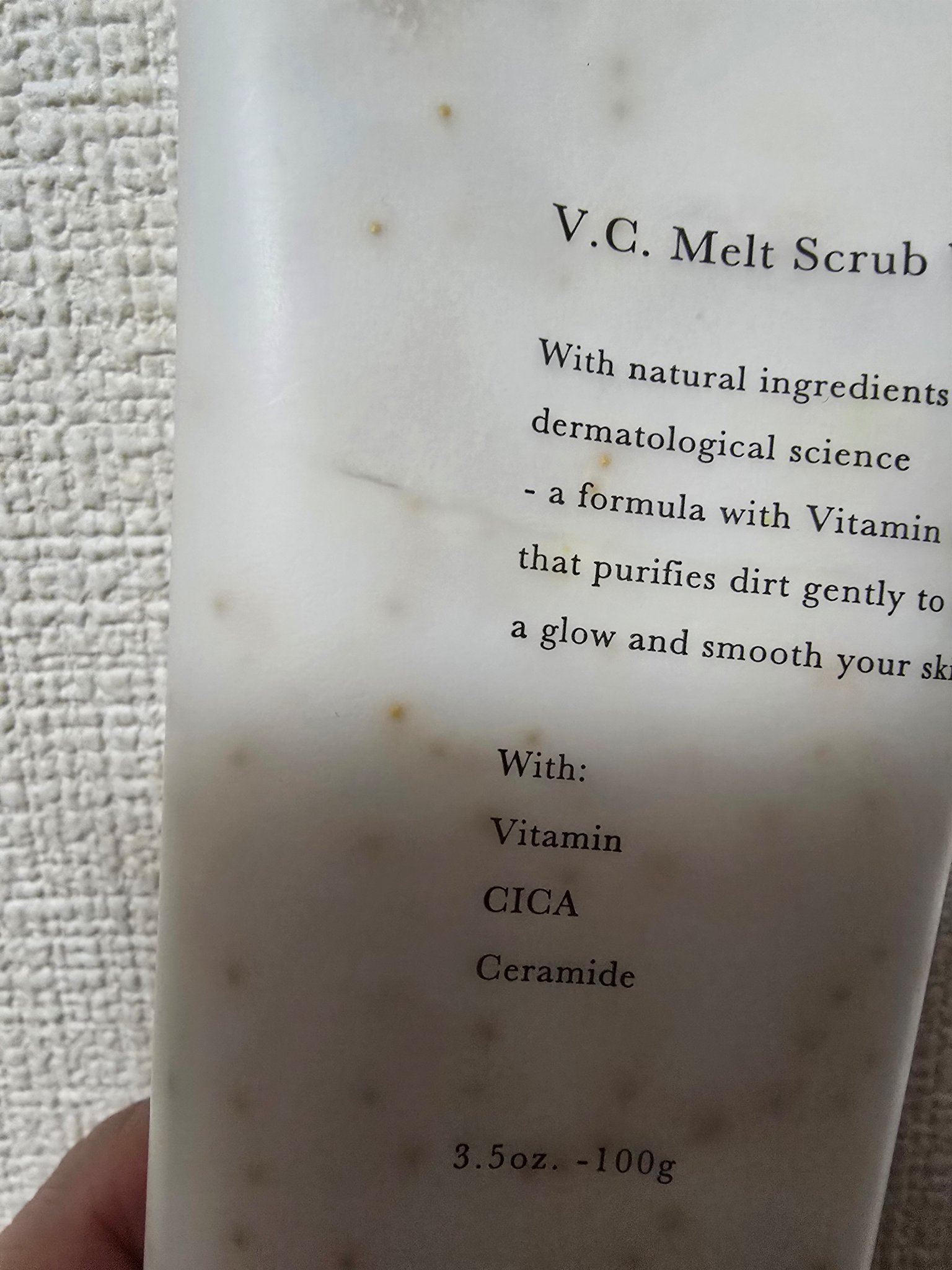 dr365 V.C. メルトスクラブウォッシュのクチコミ「今日からこちら❤
dr365👌
半信半疑で買ったけどネット使ったらこのプツプツがいい仕事してく.....」（3枚目）