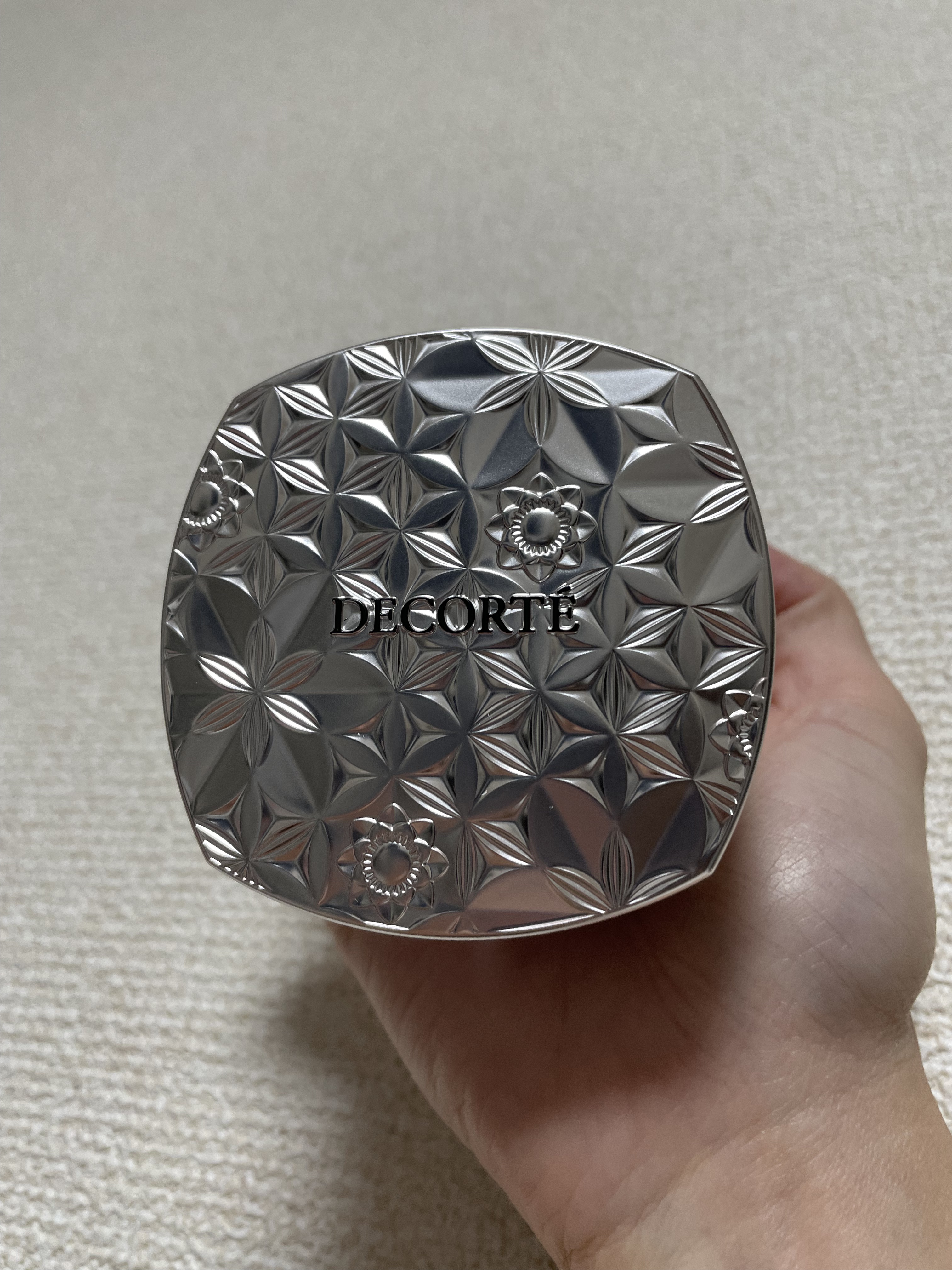 ルース パウダー/DECORTÉ/ルースパウダーを使ったクチコミ（2枚目）