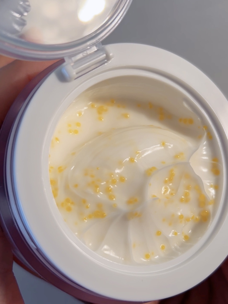 ビタトーニングカプセルクリーム/ダルバ/フェイスクリームを使ったクチコミ（2枚目）