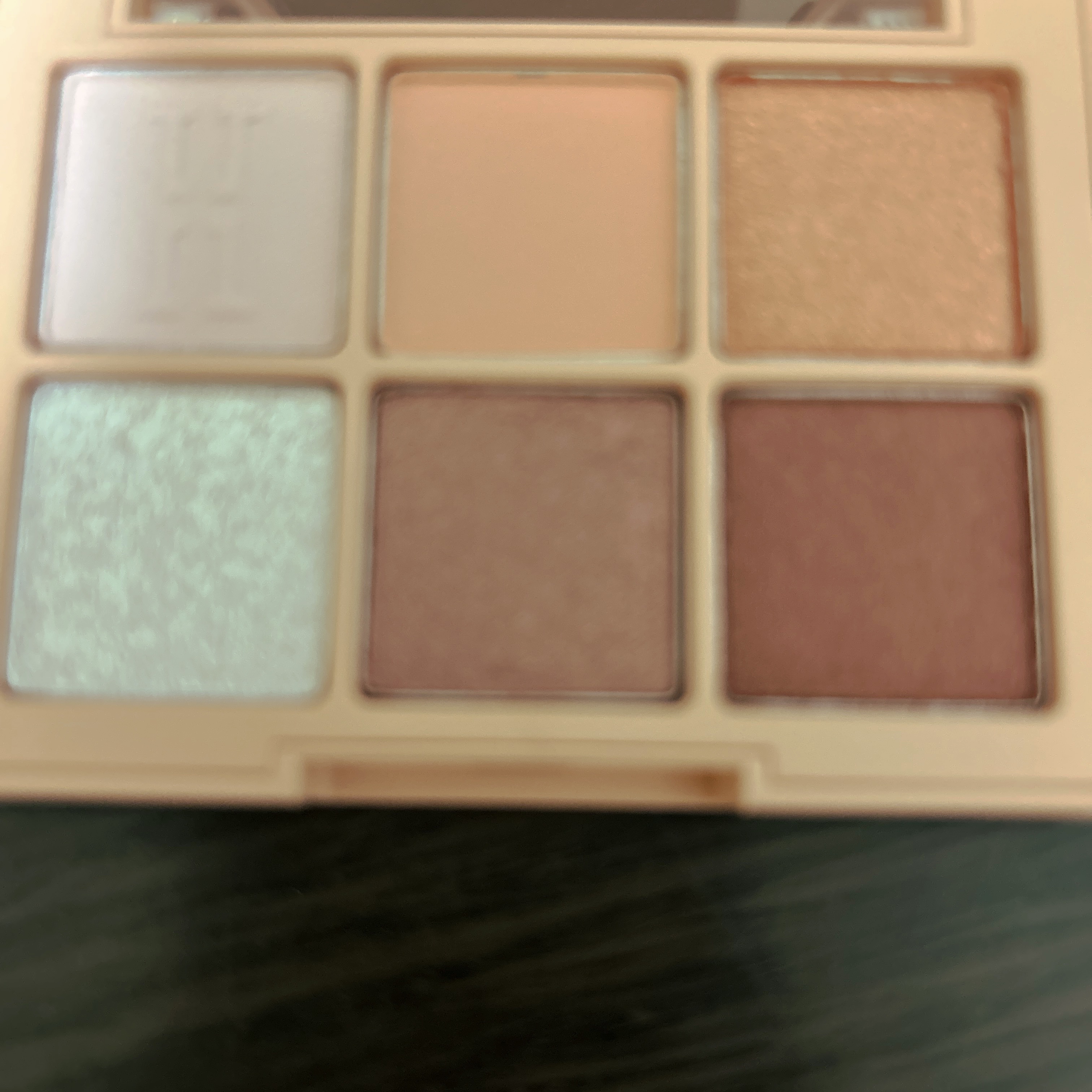 デイリームードアイシャドウパレット 03 PLEASED CORAL/MAD PEACH/アイシャドウパレットを使ったクチコミ（1枚目）