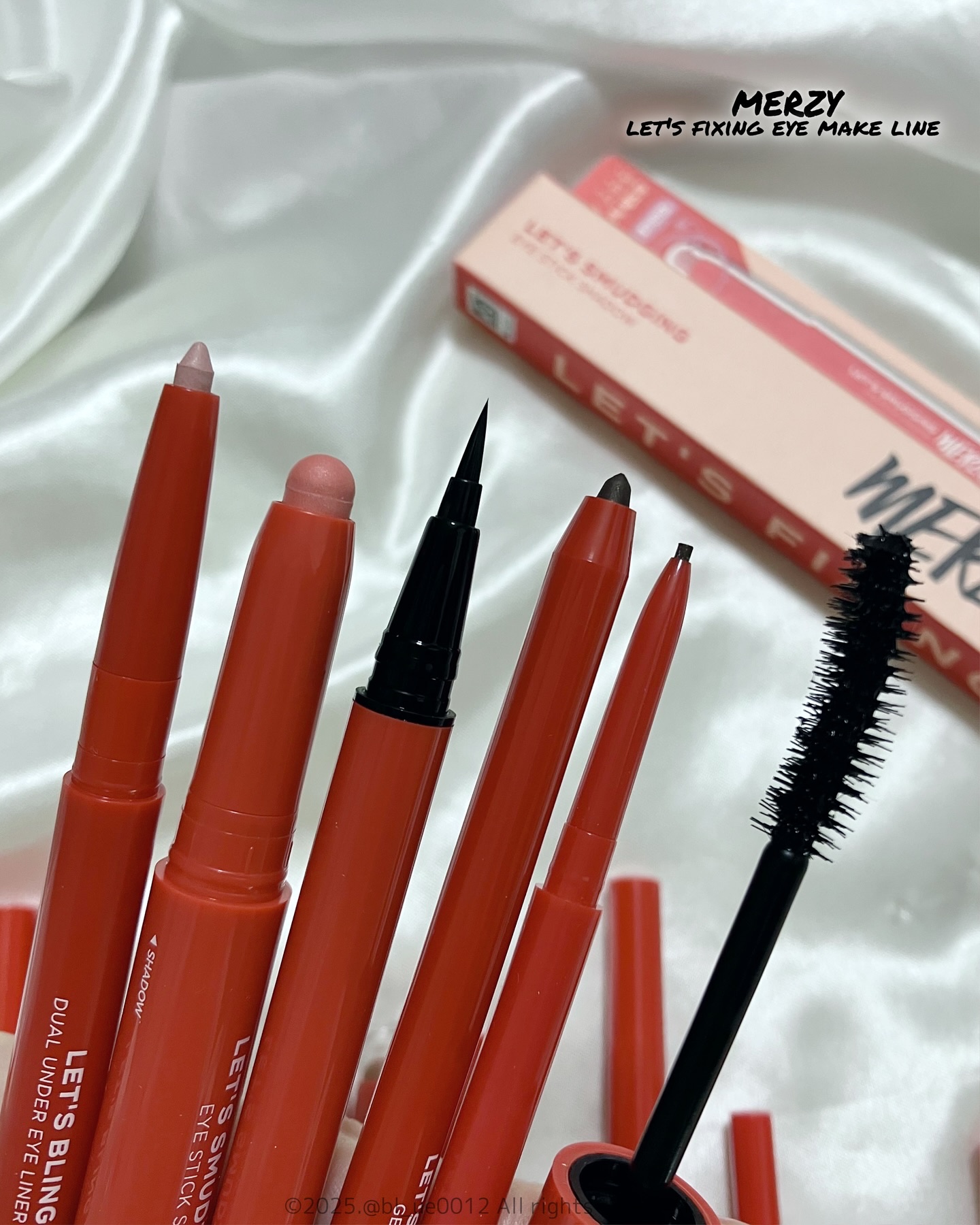 レッツスマッジングアイスティックシャドウ/MERZY/スティックアイシャドウを使ったクチコミ（3枚目）