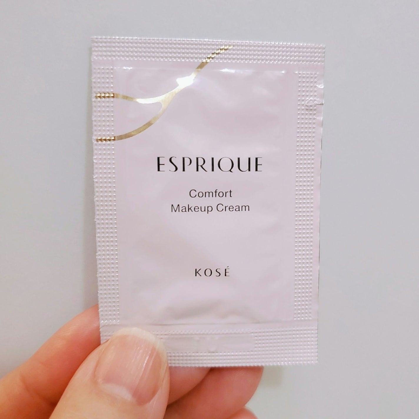 コンフォート メイククリーム〈色つき美容クリーム〉/ESPRIQUE/化粧下地を使ったクチコミ(4枚目)