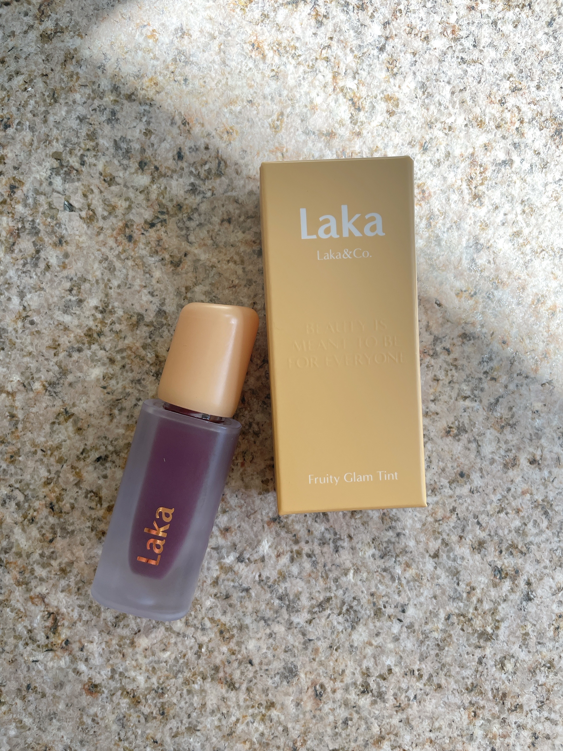 フルーティーグラムティント/Laka/リップティントを使ったクチコミ（1枚目）