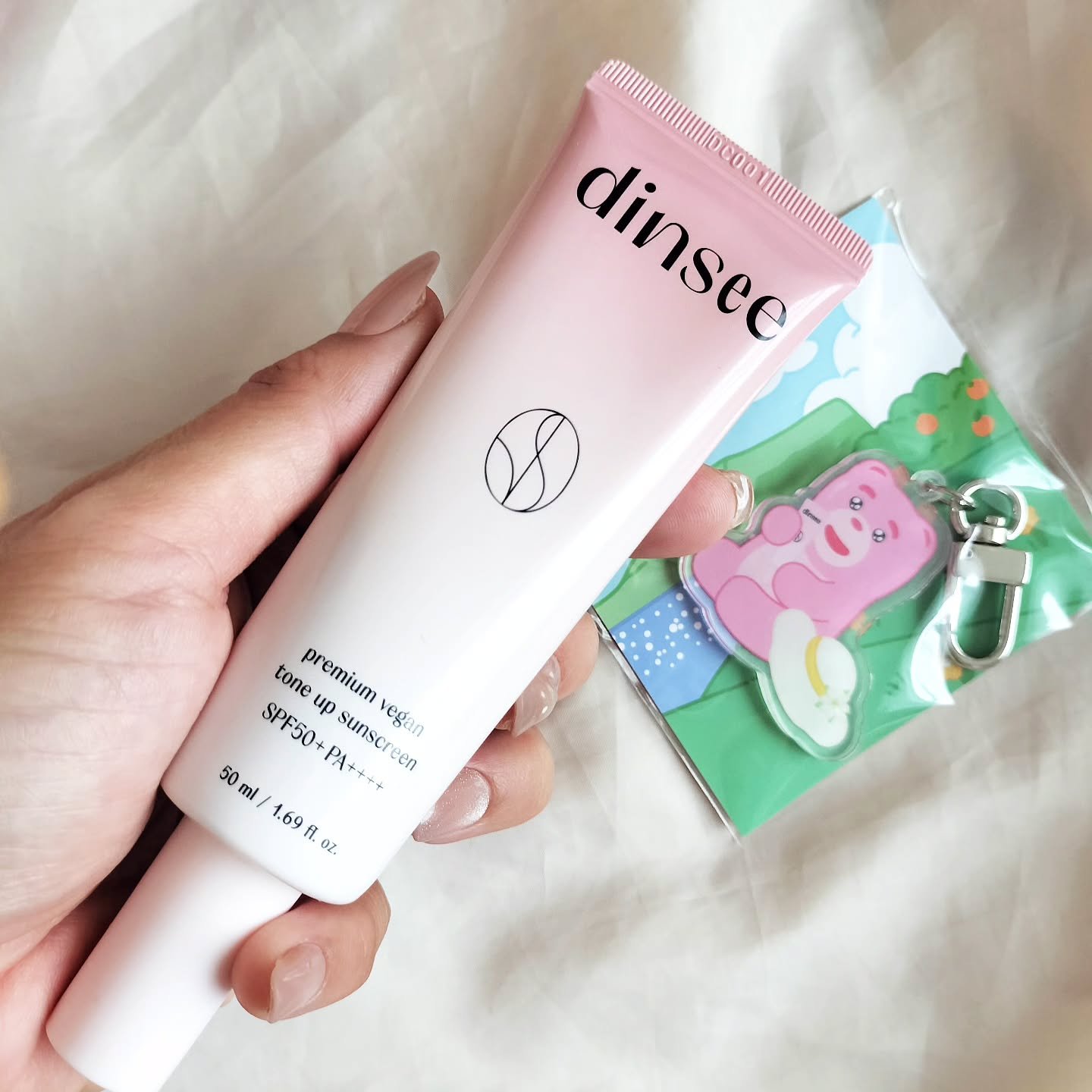 プレミ アムビーガン トーンアップ日焼け止め SPF50+PA++++ 50ml/dinsee/日焼け止めミルクを使ったクチコミ（2枚目）