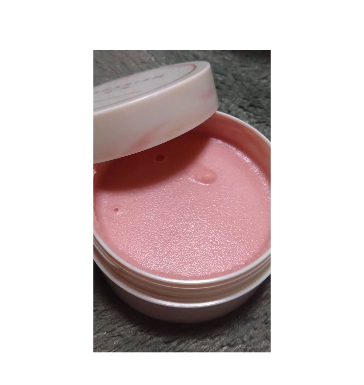 キューミースウィートボムタラソスクラブ　ピオニーブーケの香り/AGARISM/ボディスクラブを使ったクチコミ（2枚目）