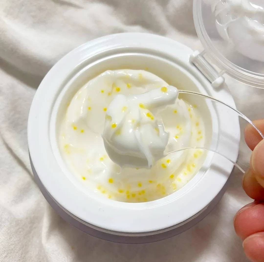 ビタトーニングカプセルクリーム/ダルバ/フェイスクリームを使ったクチコミ(3枚目)