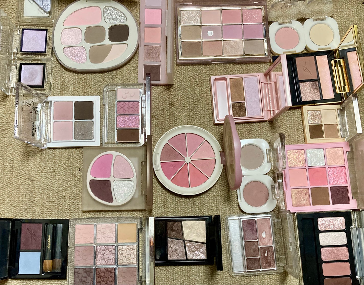 パーフェクトマルチアイズ/キャンメイク/アイシャドウパレットを使ったクチコミ(1枚目)