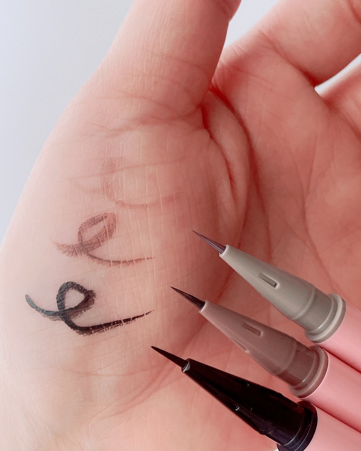 オーバルアンダーアイライナー/ドーリーウインク/ペンシルアイライナーを使ったクチコミ（3枚目）