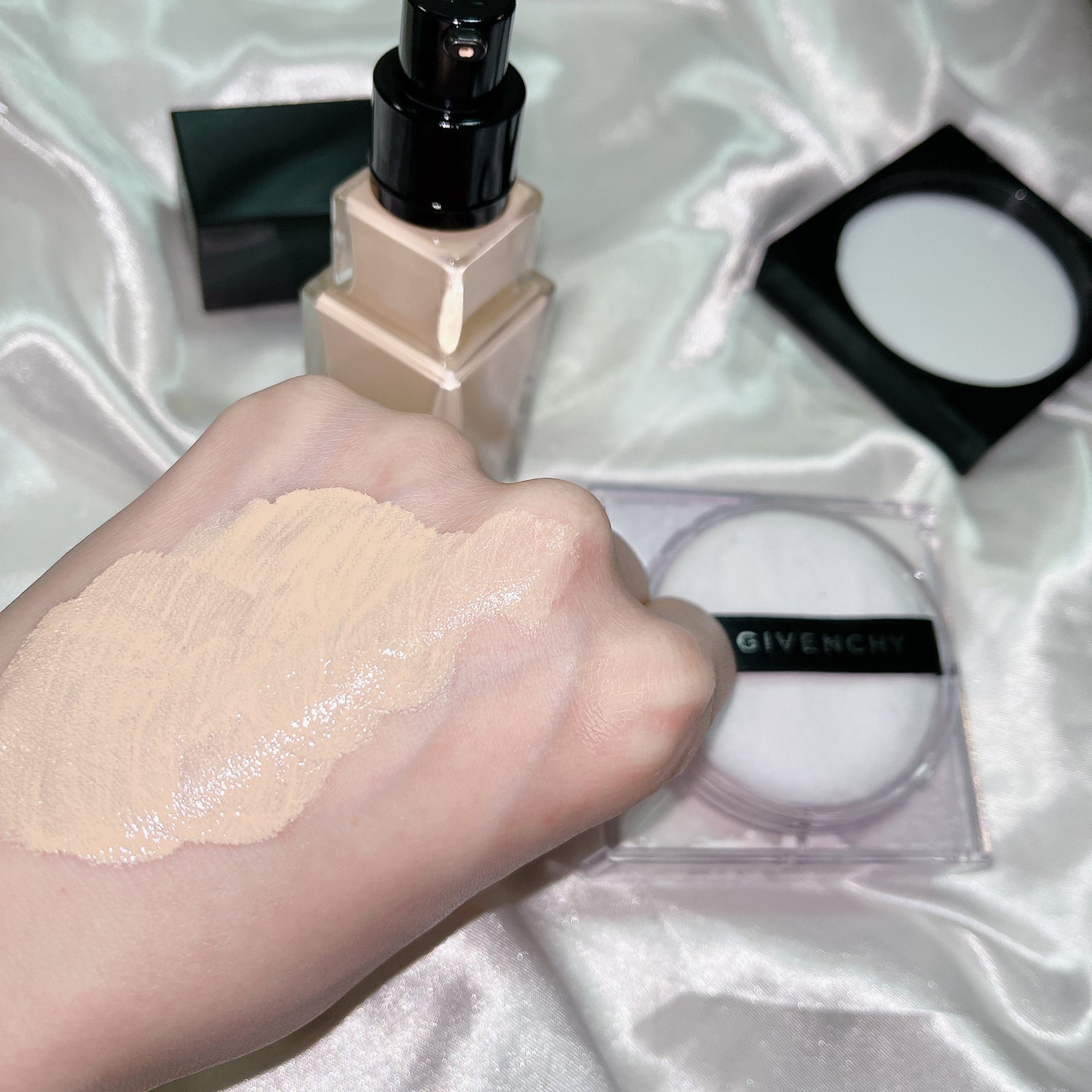 ラトゥー エクラ ファンデーション プライマー N/PAUL & JOE BEAUTE/化粧下地を使ったクチコミ(3枚目)