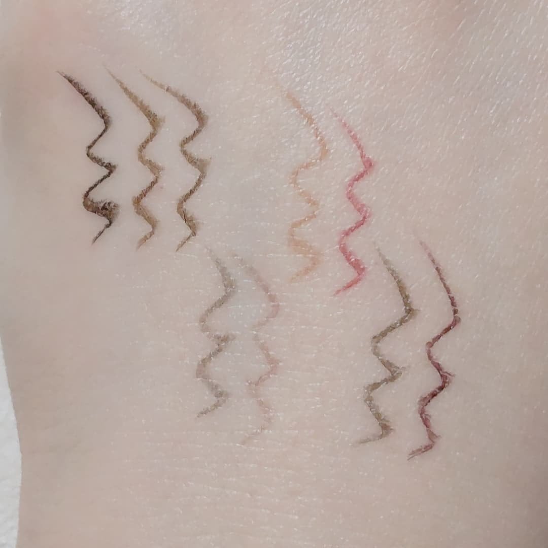 スーパーシャープライナーEX4.0/KATE/リキッドアイライナーを使ったクチコミ(3枚目)