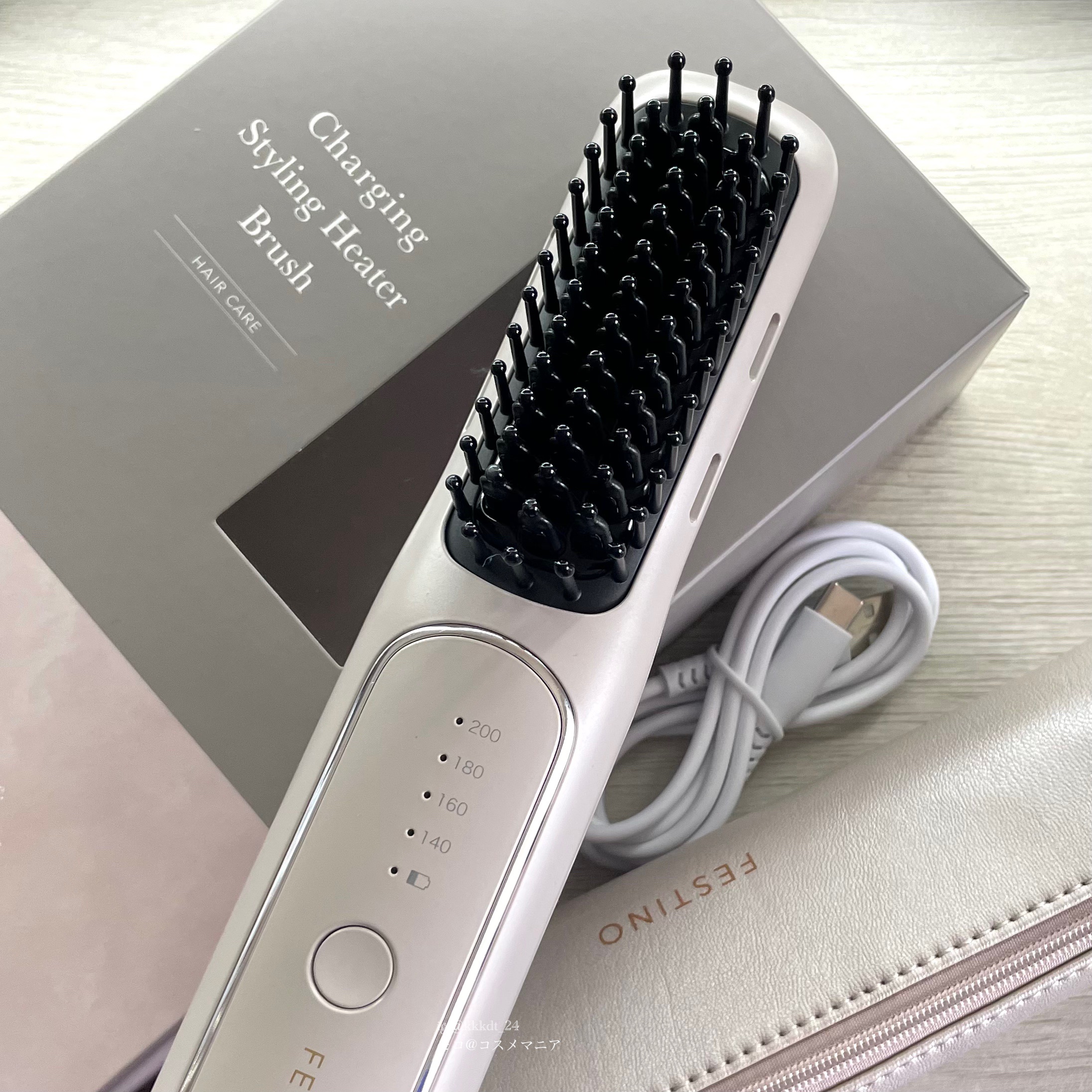 充電式 スタイリング ヒーターブラシ/FESTINO/ヒートブラシを使ったクチコミ（1枚目）