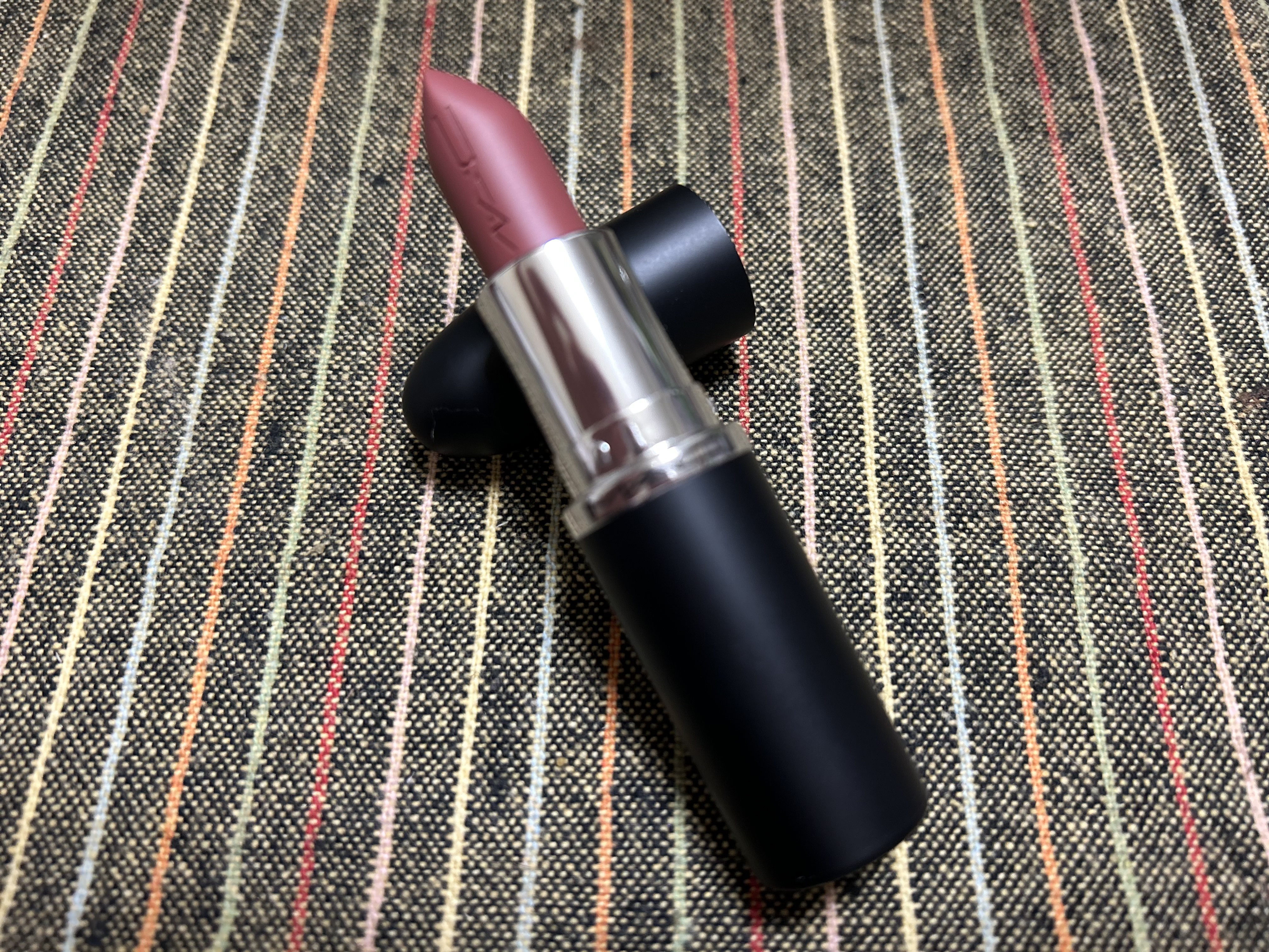 マキシマル スリーク サテン リップスティック/M・A・C/口紅を使ったクチコミ（2枚目）