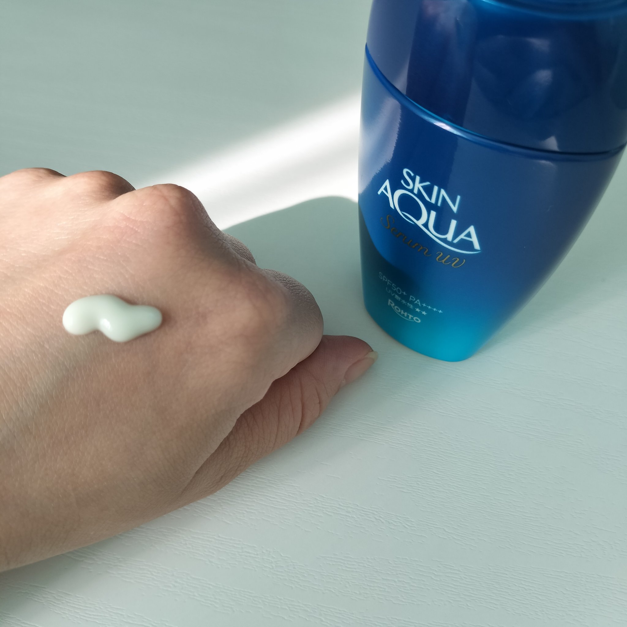 スキンアクア ヒアルロンセラムUV/スキンアクア/日焼け止めローションを使ったクチコミ（3枚目）