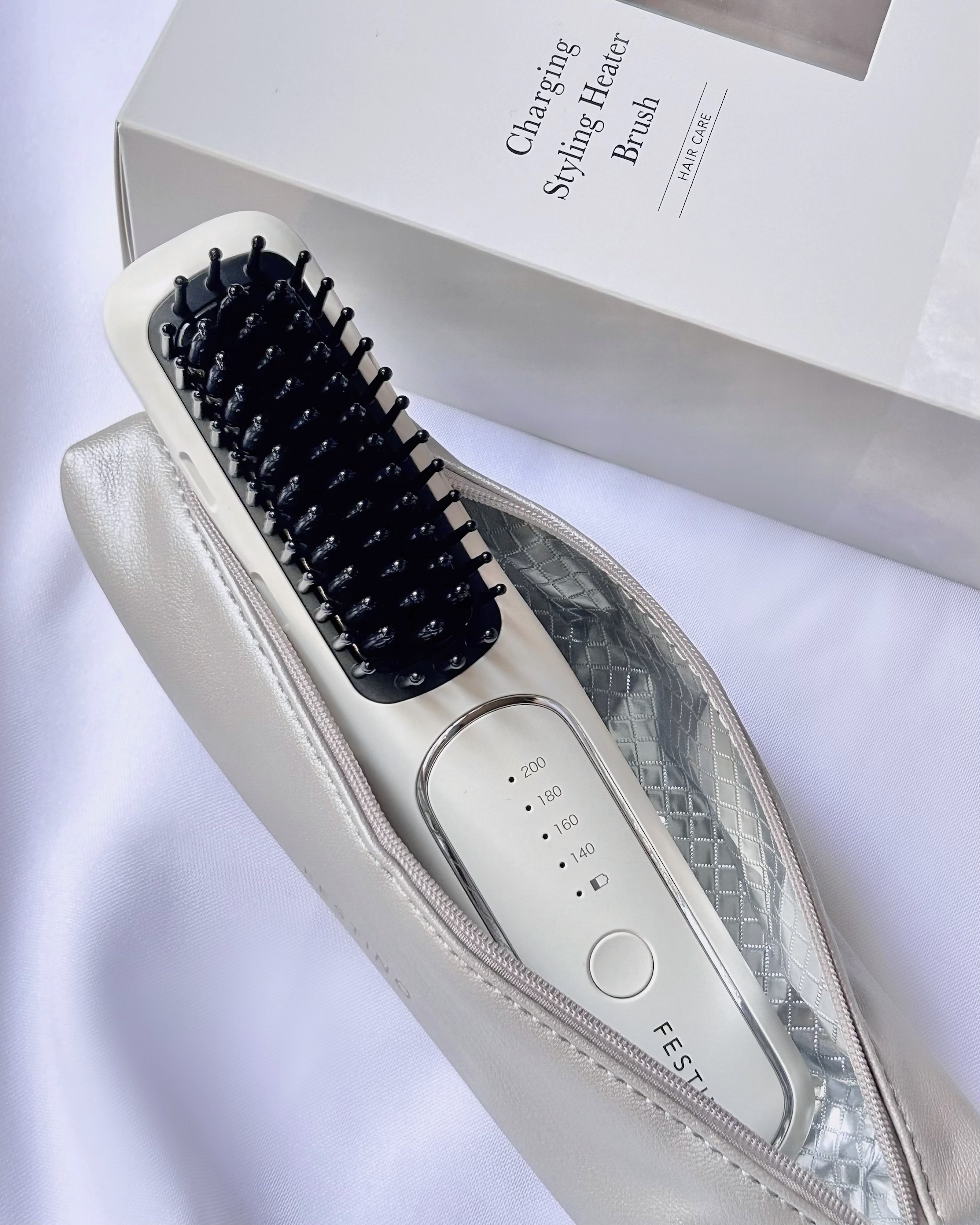 充電式 スタイリング ヒーターブラシ/FESTINO/ヒートブラシを使ったクチコミ（2枚目）