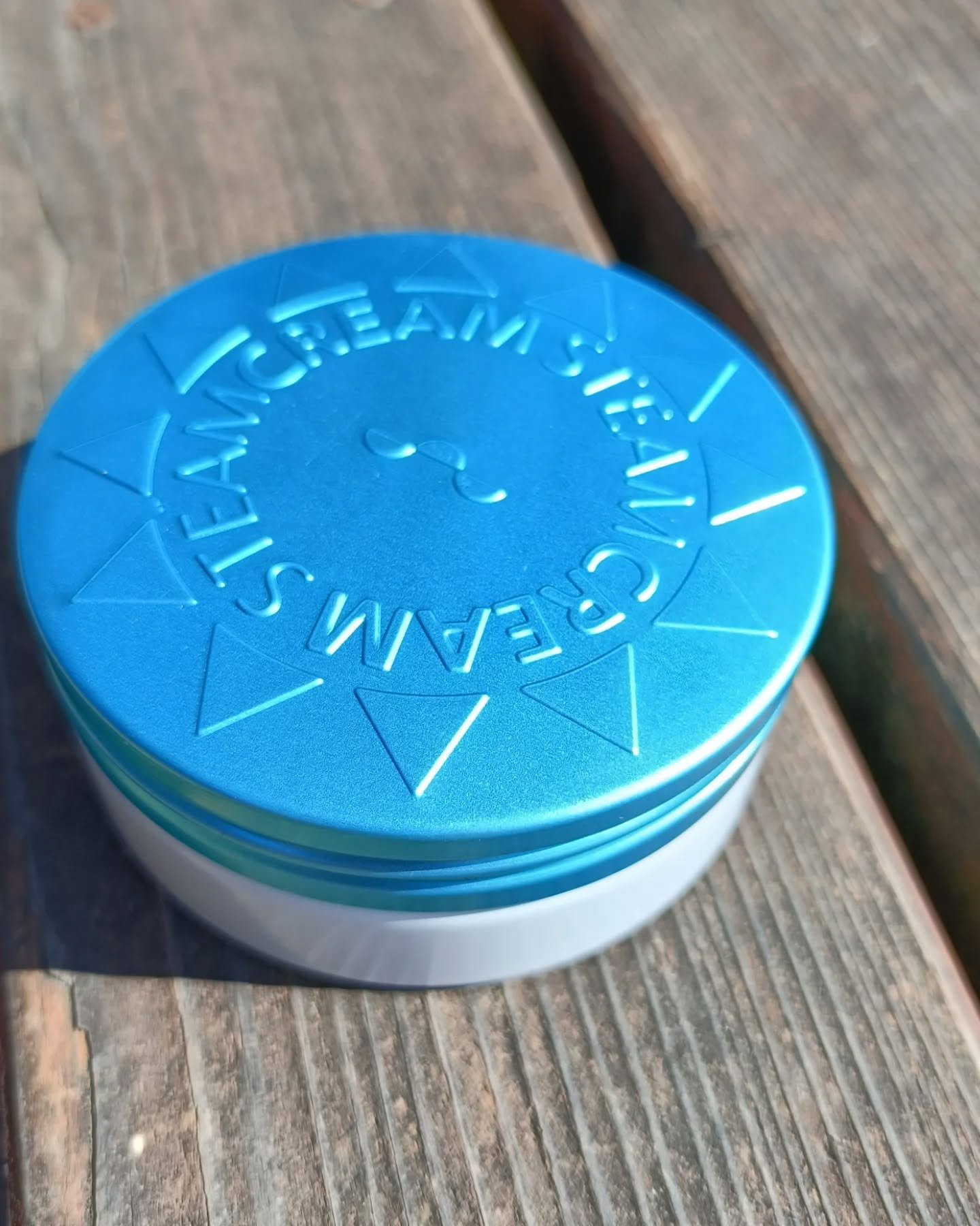 スチームクリーム UVプロテクション 33 ハッカ＆アロエ/STEAMCREAM/日焼け止めクリームを使ったクチコミ（2枚目）