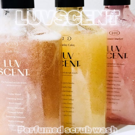 スクラブボディウォッシュ コージーファイヤー シダーウッド/LUV SCENT/ボディスクラブを使ったクチコミ(1枚目)