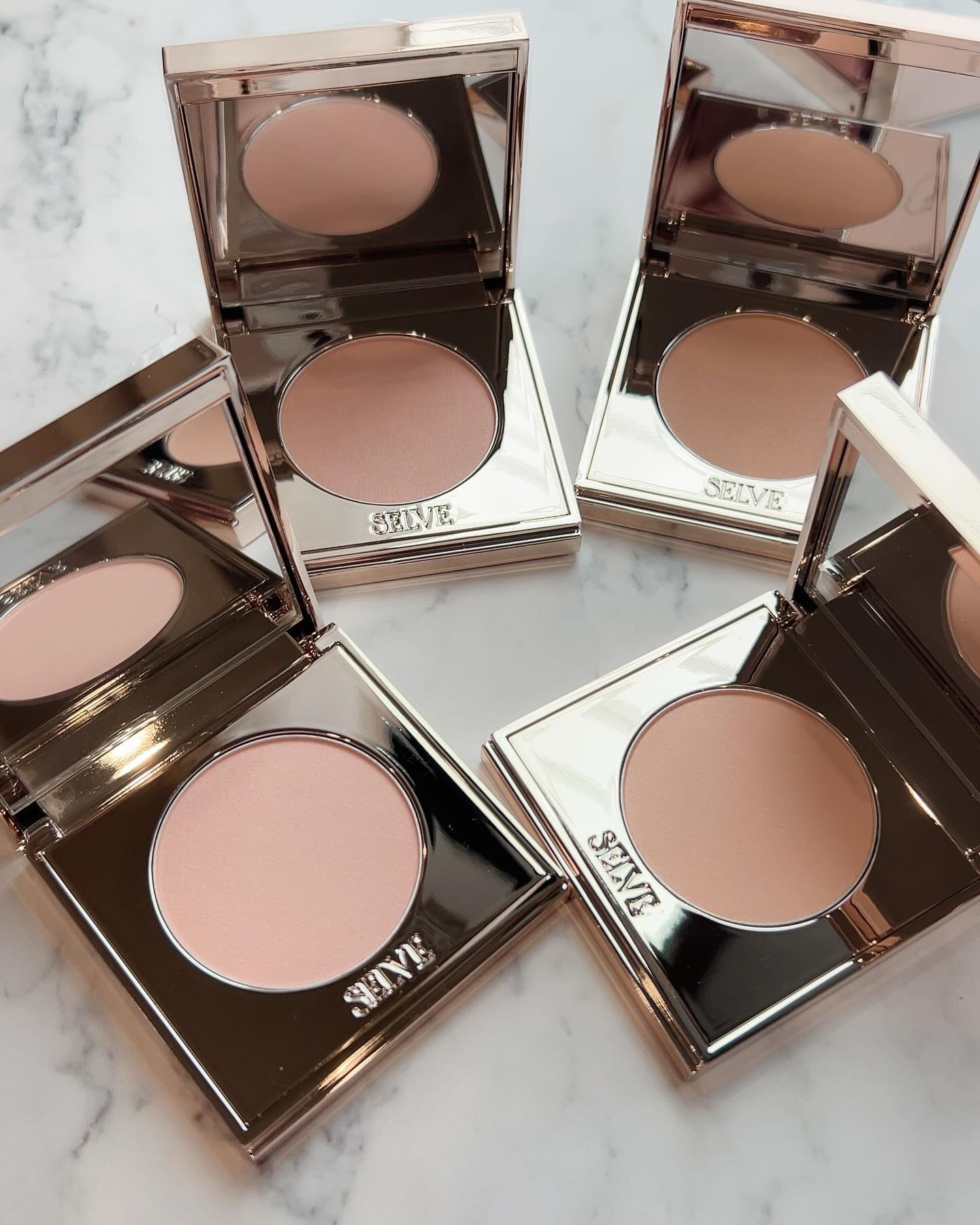 フォギーヴェールブラッシャー 01 ダスティー/SELVE/パウダーチークを使ったクチコミ（1枚目）