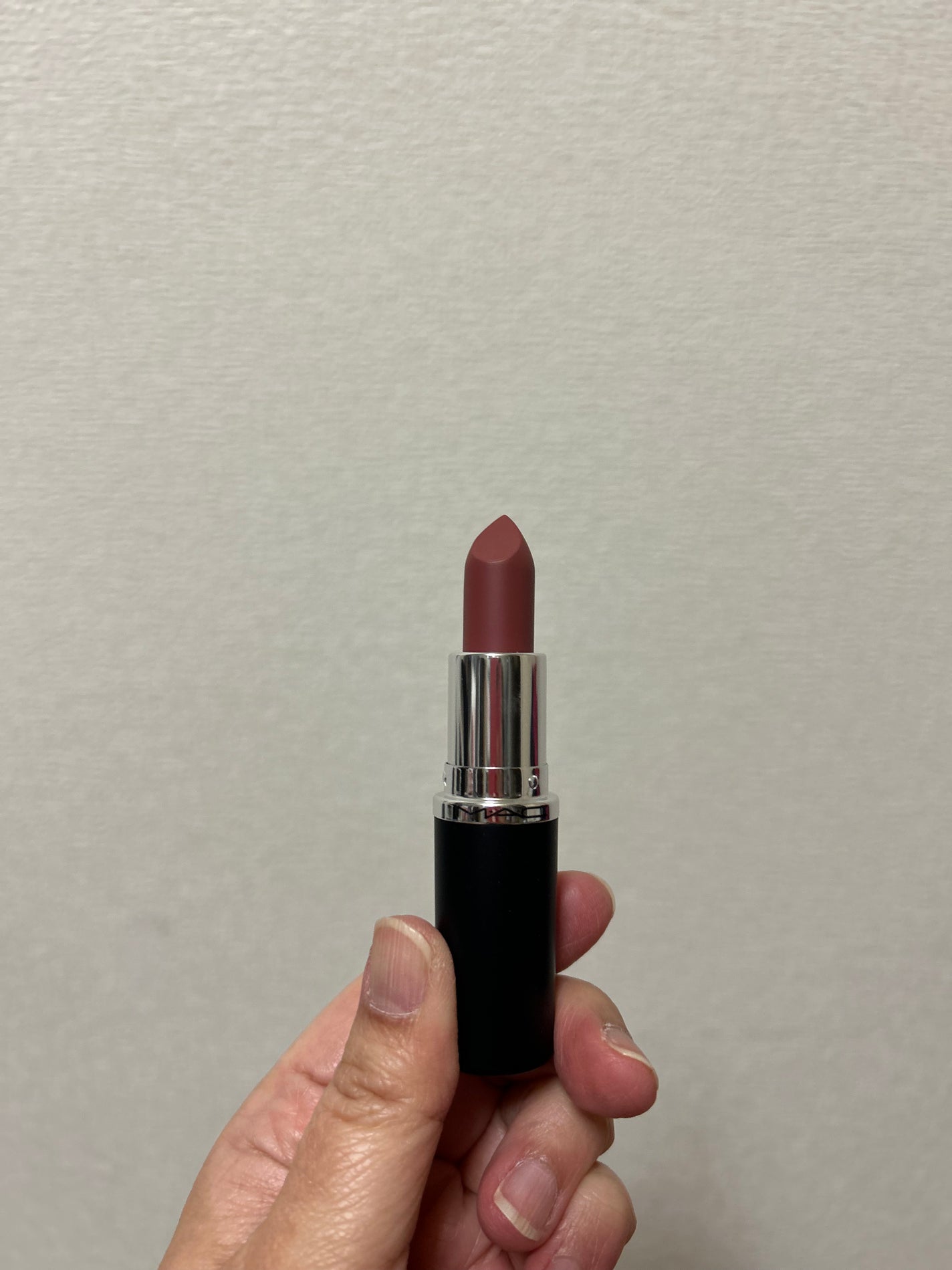 マキシマル スリーク サテン リップスティック/M・A・C/口紅を使ったクチコミ(3枚目)