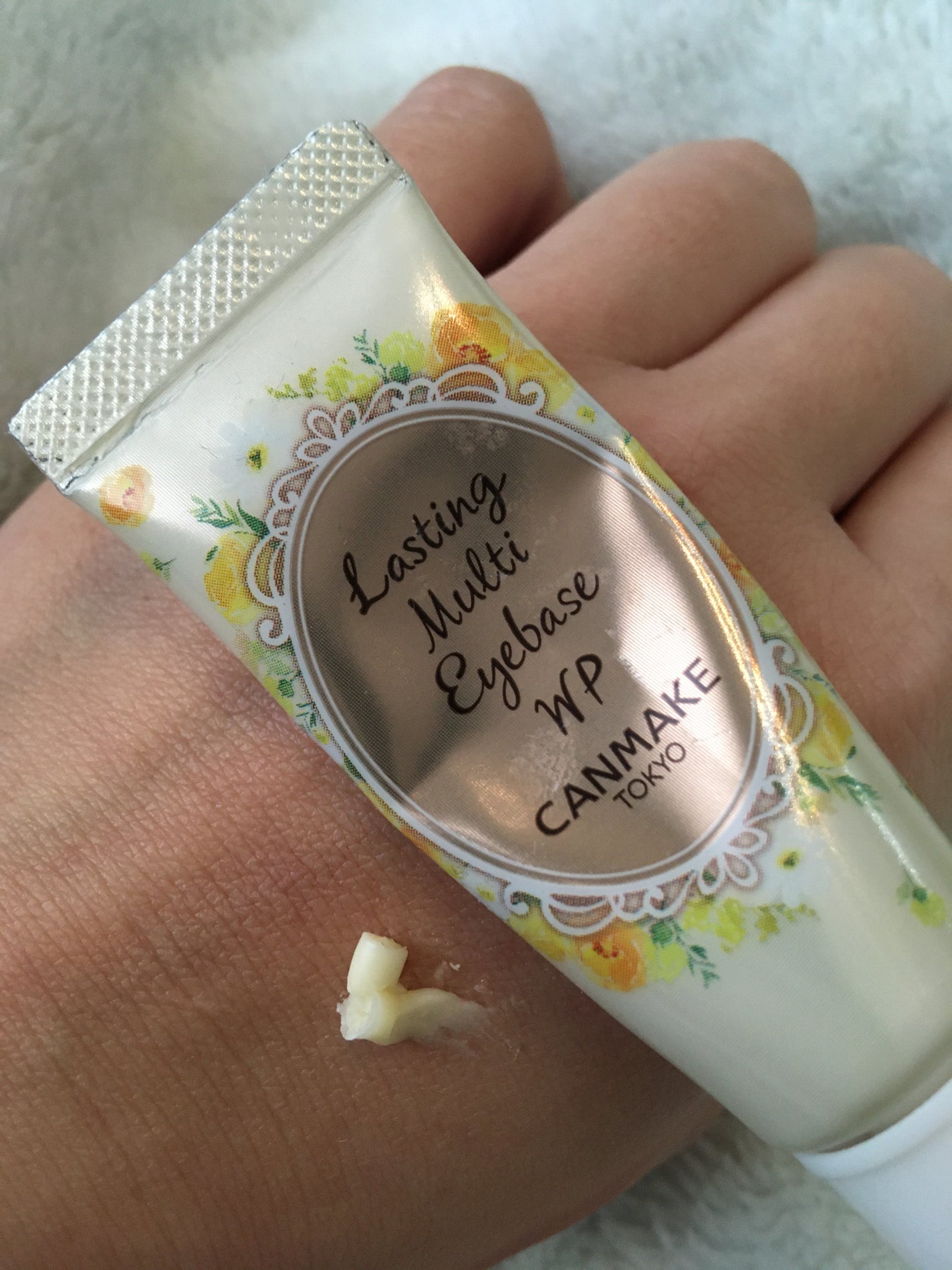 ラスティングマルチアイベース WP/キャンメイク/アイシャドウベースを使ったクチコミ(1枚目)