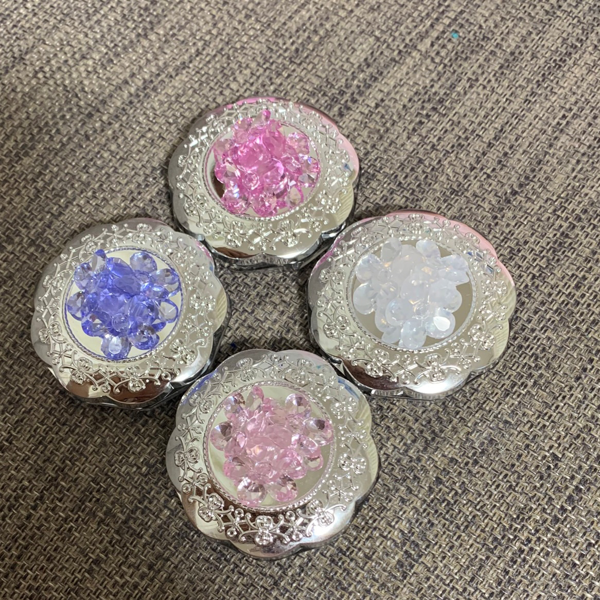 ジルスチュアート クリスタルブルーム ペタルクチュールアイズ デュオ/JILL STUART/アイシャドウパレットを使ったクチコミ（3枚目）