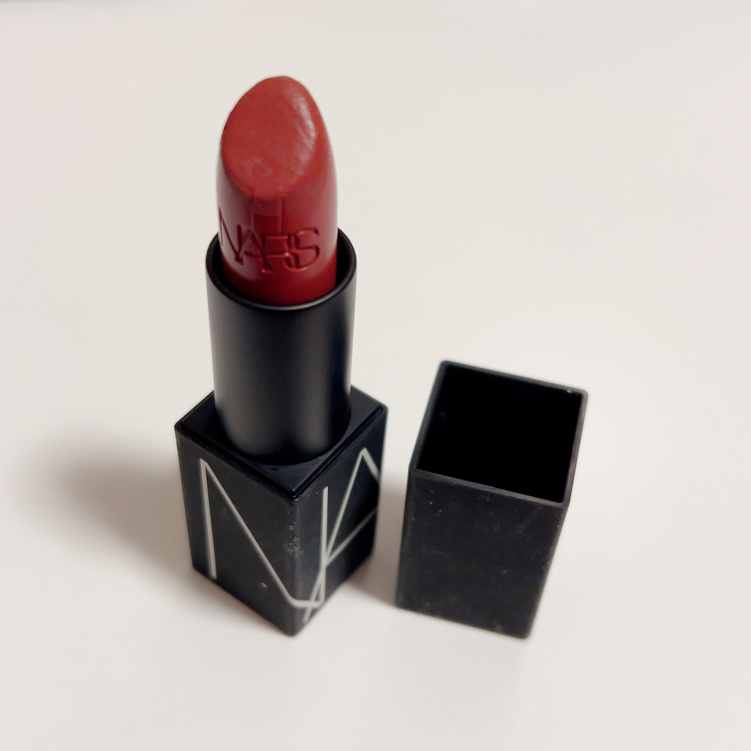 リップスティック 2940/NARS/口紅を使ったクチコミ（1枚目）