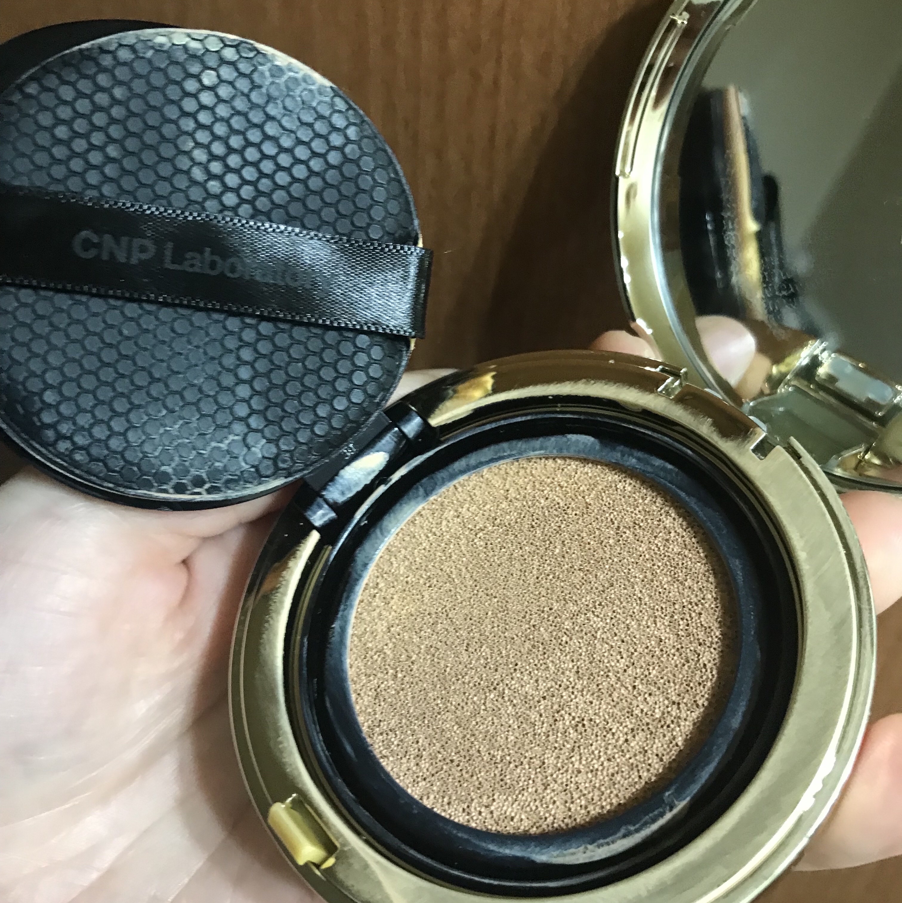 プロポリスアンプルインクッション/CNP Laboratory/クッションファンデーションを使ったクチコミ（2枚目）