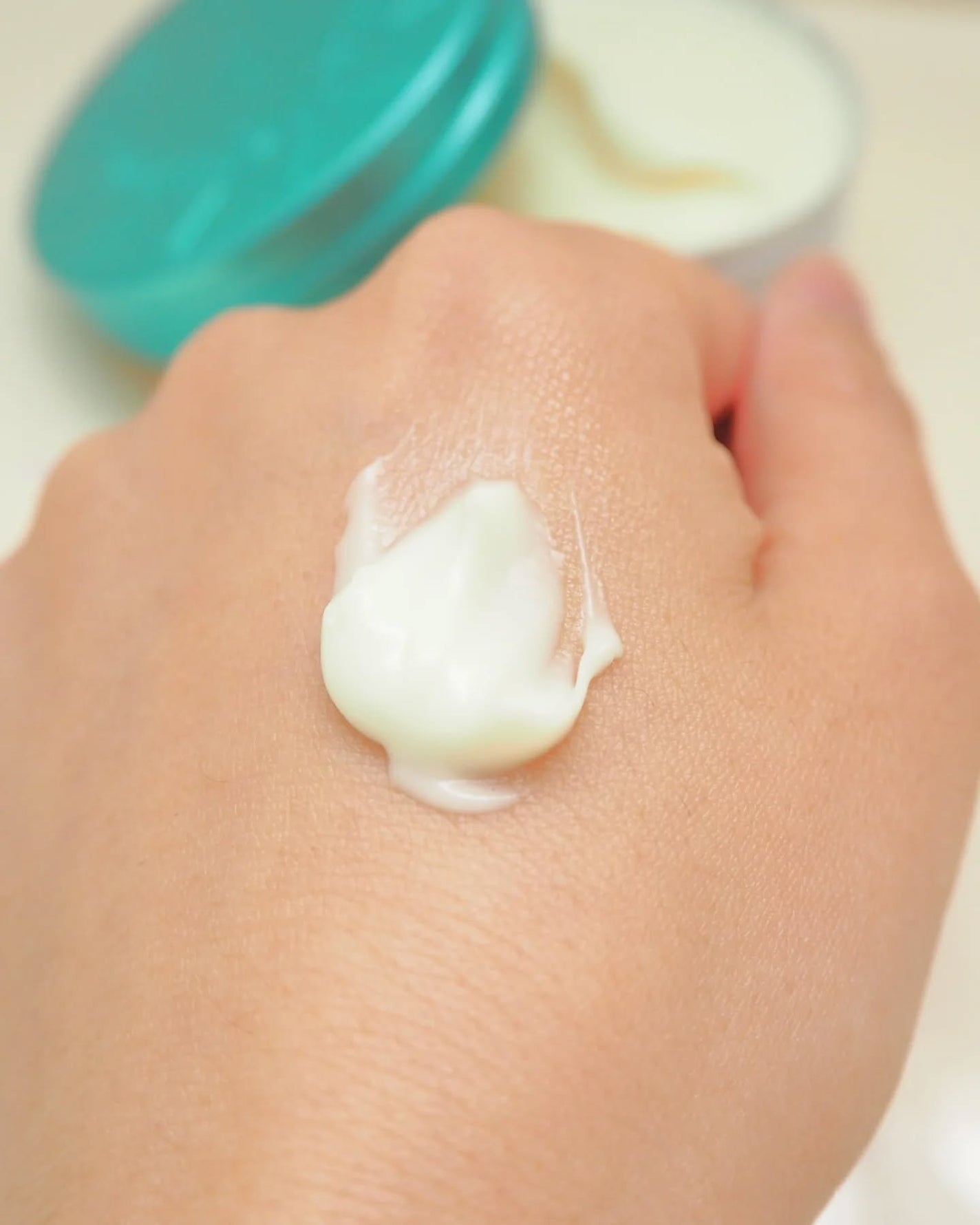 スチームクリーム UVプロテクション 33 ハッカ&アロエ/STEAMCREAM/日焼け止めクリームを使ったクチコミ(4枚目)