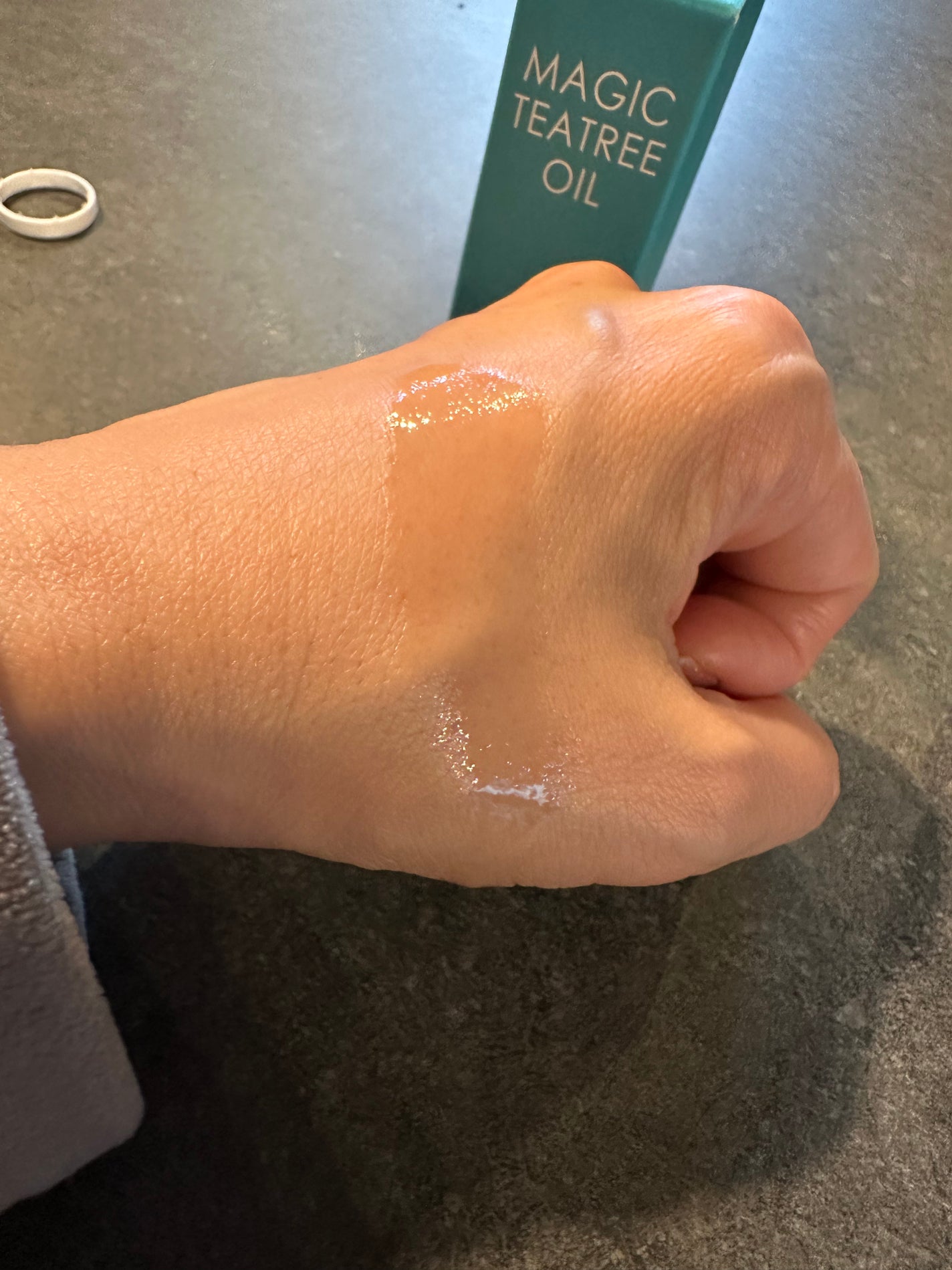 マジックティーツリーオイル/ブラン/フェイスオイルを使ったクチコミ(2枚目)