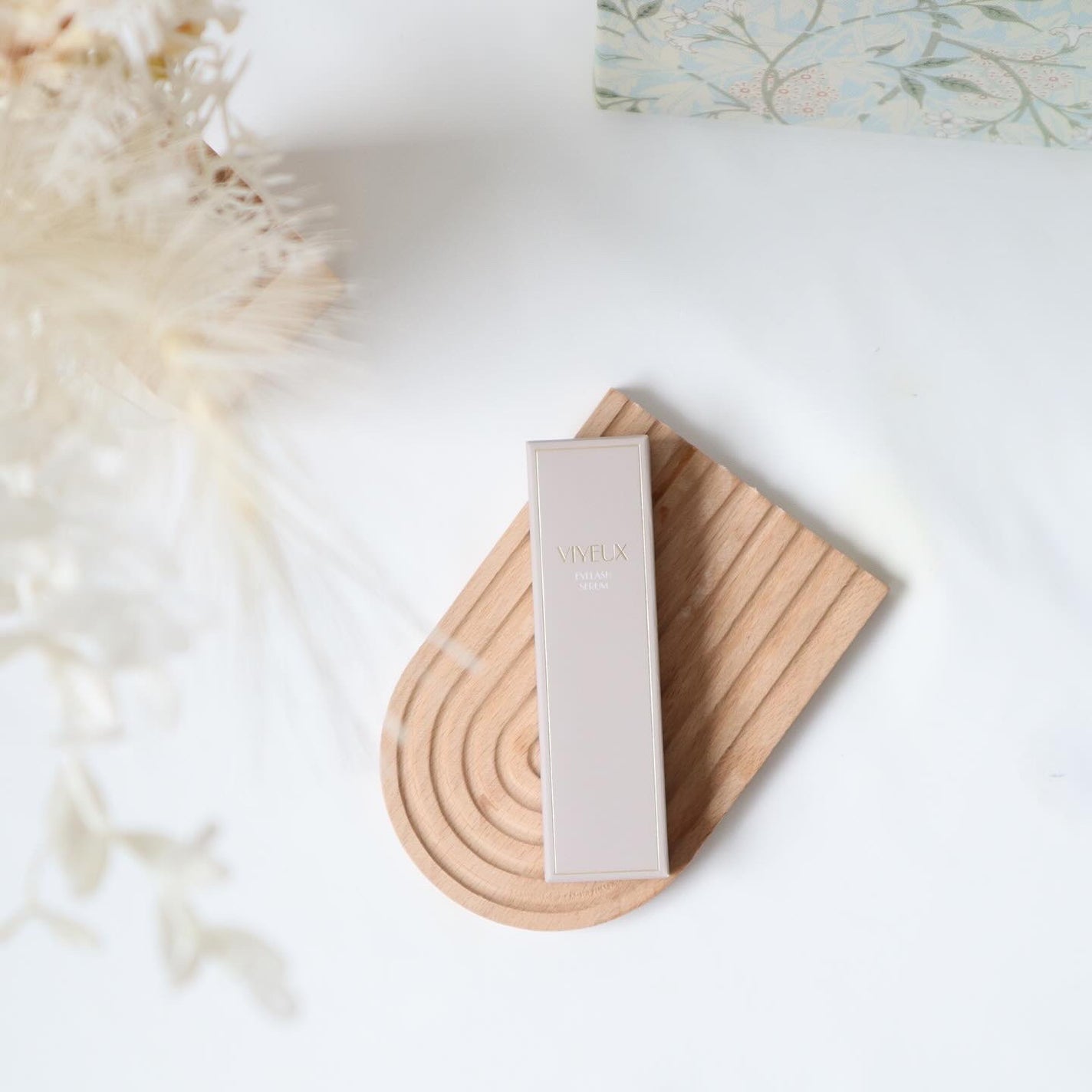 アイラッシュセラム/VIYEUX/まつげ美容液を使ったクチコミ(3枚目)