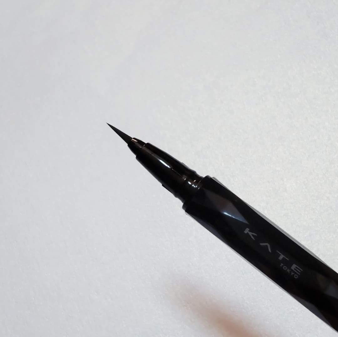 スーパーシャープライナーEX4.0/KATE/リキッドアイライナーを使ったクチコミ(9枚目)