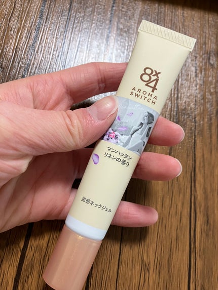 8x4 アロマスイッチ 涼感ネックジェル マンハッタンリネンの香り/8x4/デオドラント・制汗剤を使ったクチコミ(5枚目)