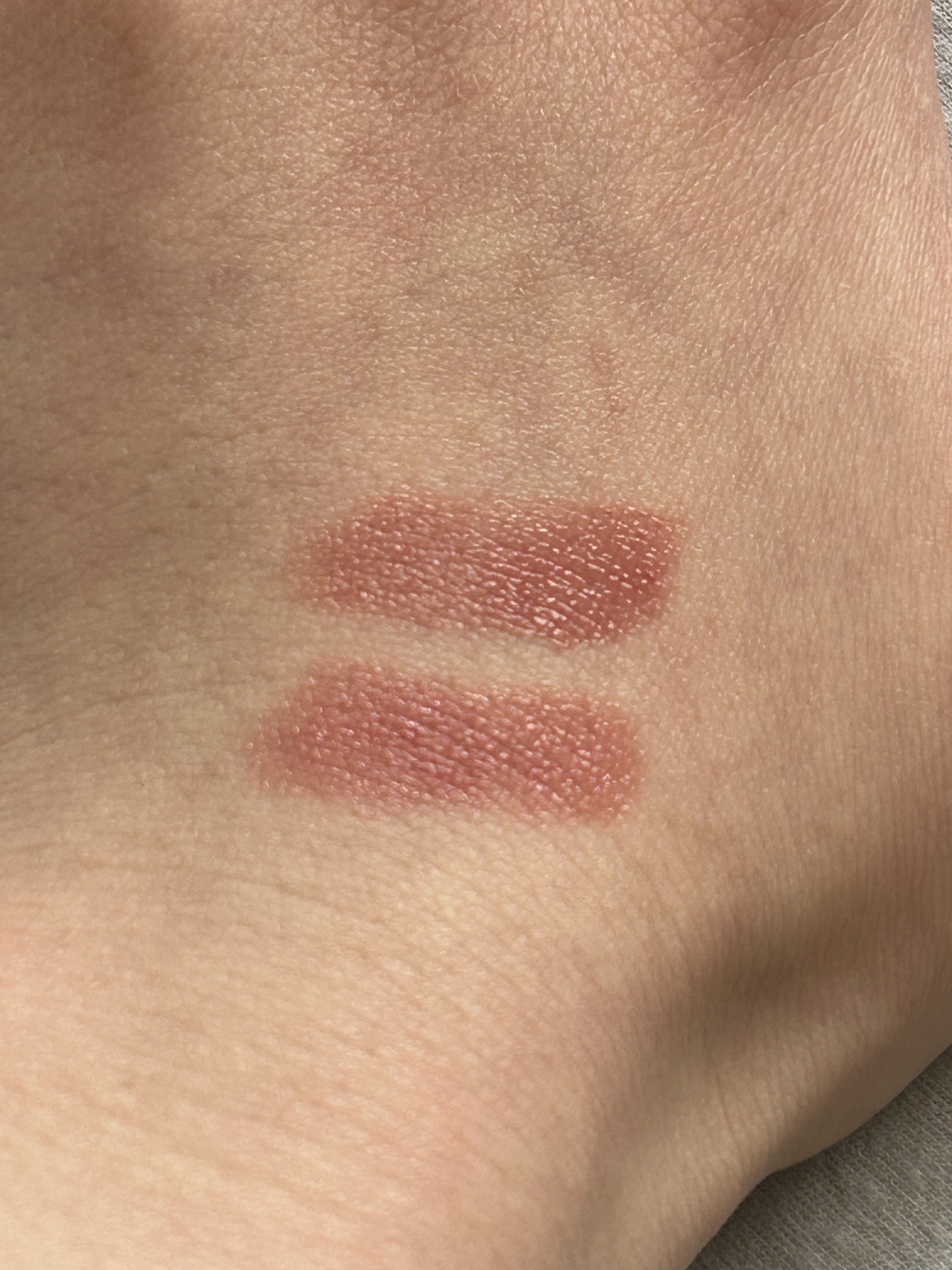 ボンディンググロウリップスティック/Laka/口紅を使ったクチコミ（1枚目）