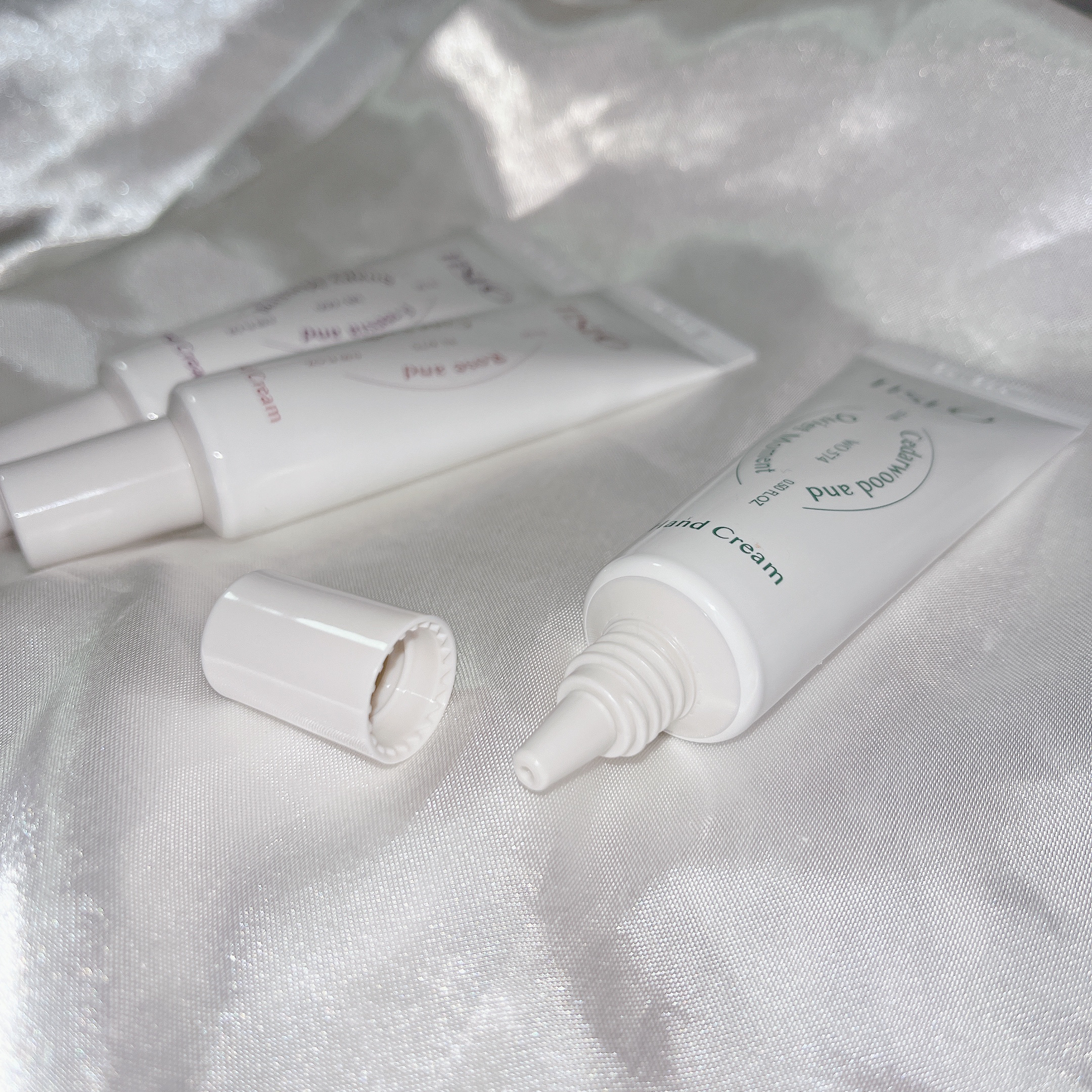 Cedarwood and Quiet Moment/Hand Cream/TISLO/ハンドクリームを使ったクチコミ（3枚目）