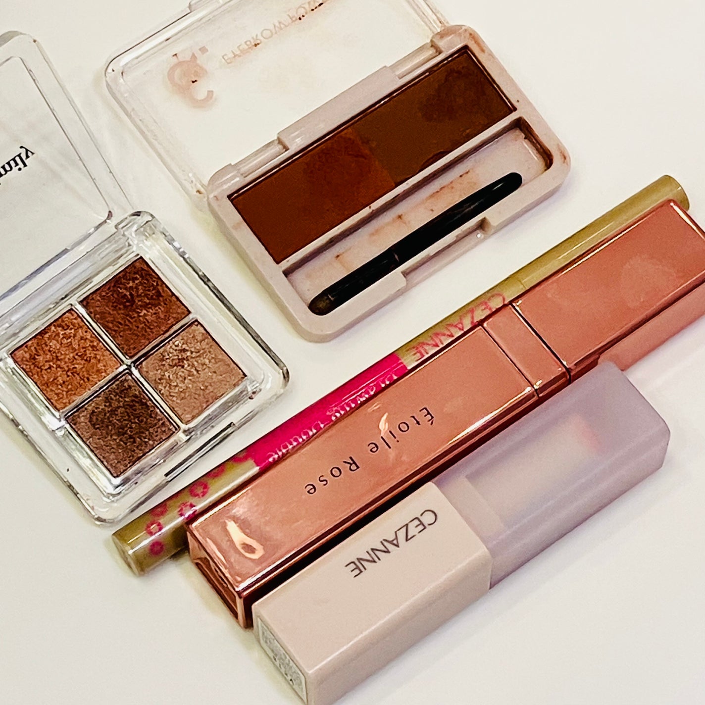 描くふたえアイライナー/CEZANNE/リキッドアイライナーを使ったクチコミ(1枚目)