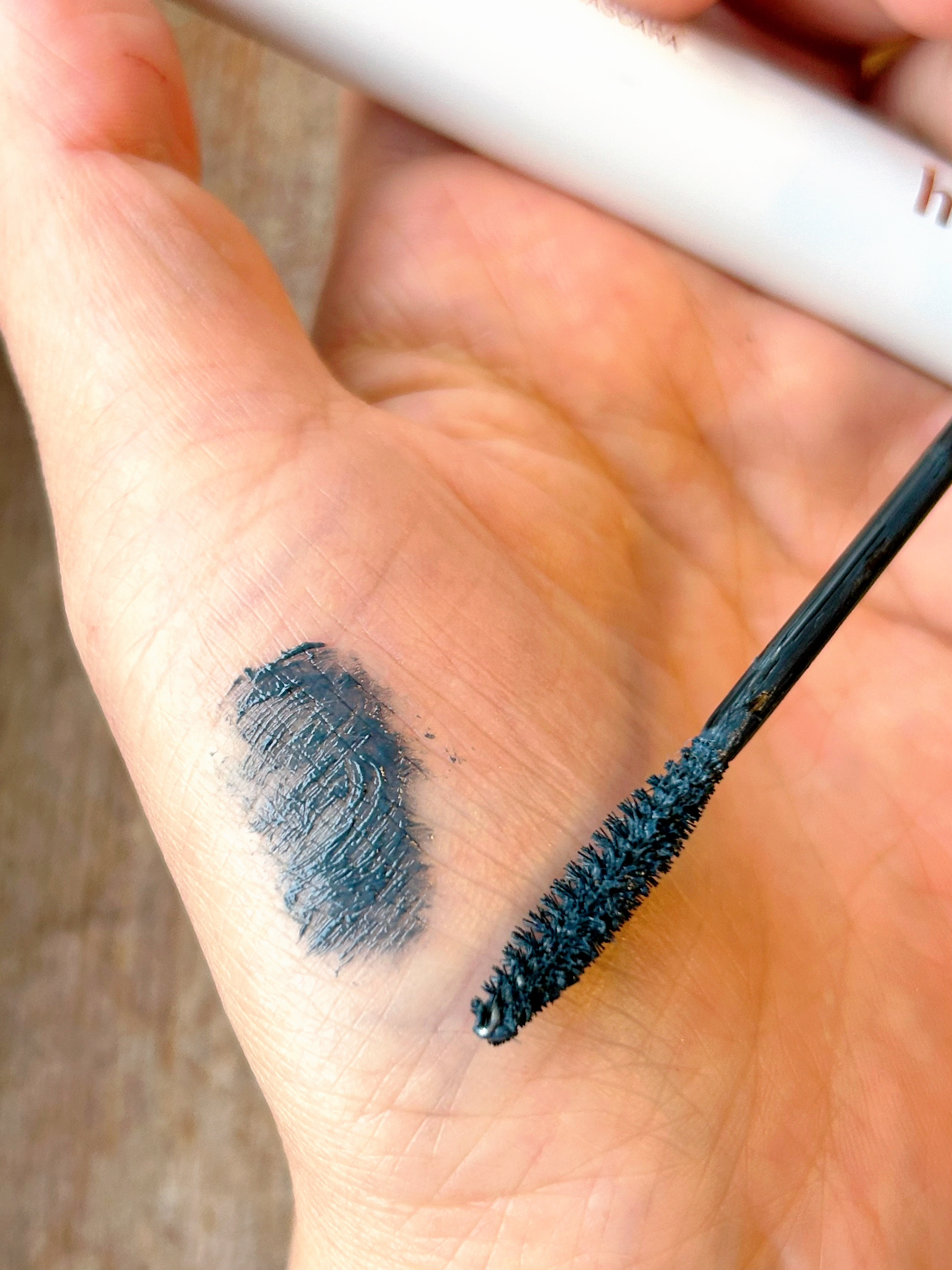 アディクション スキンケアUV タッチアップ クッション 102 Milky Yellow(限定色)/ADDICTION/クッションファンデーションを使ったクチコミ（2枚目）