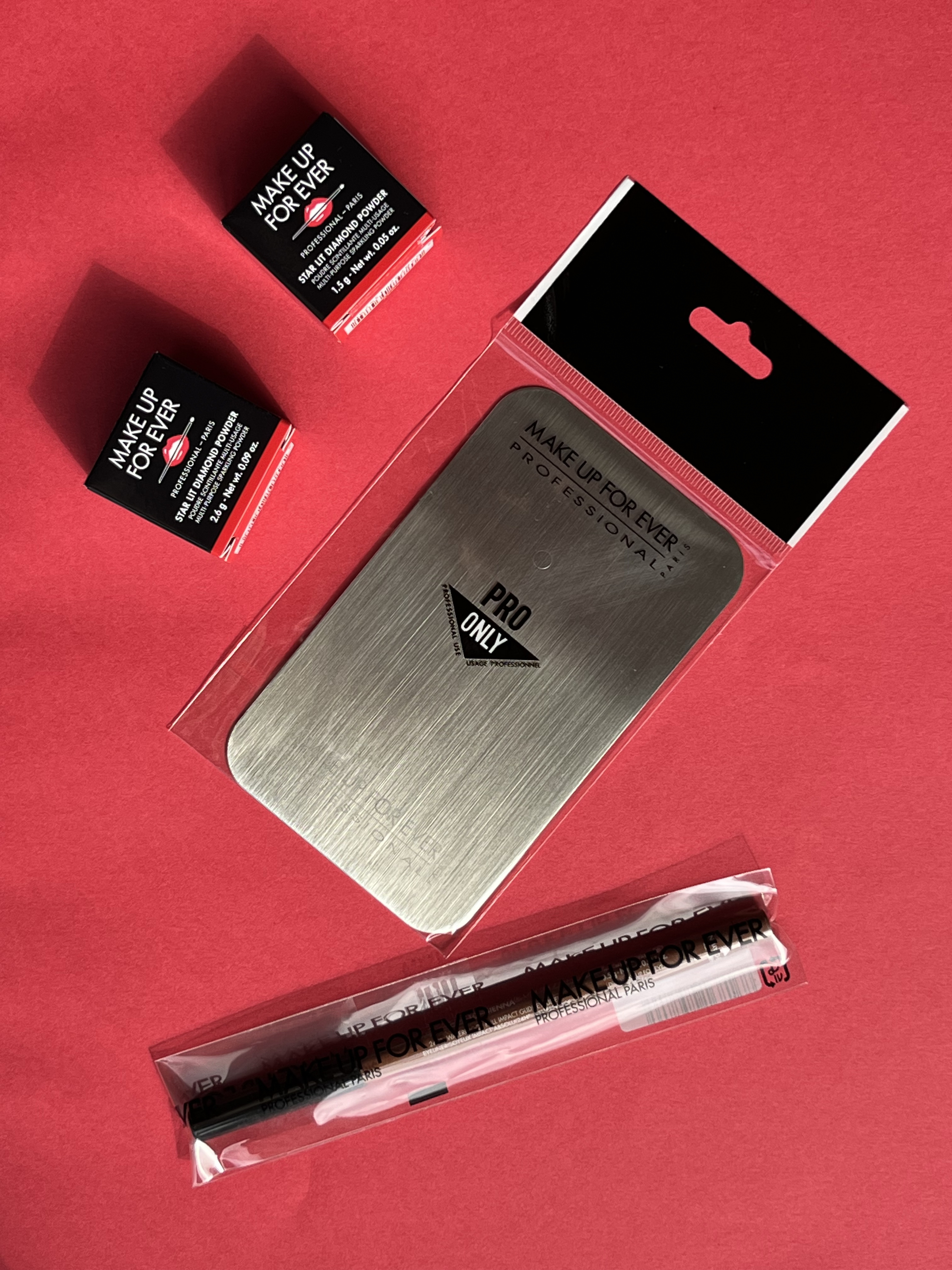 スターリットダイアモンドパウダー 102 ホワイトゴールド/MAKE UP FOR EVER/単色アイシャドウを使ったクチコミ（1枚目）