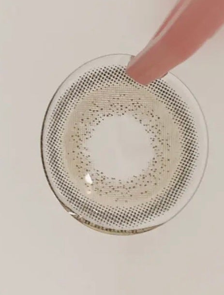 メイド/i-DOL/カラーコンタクトレンズを使ったクチコミ(4枚目)