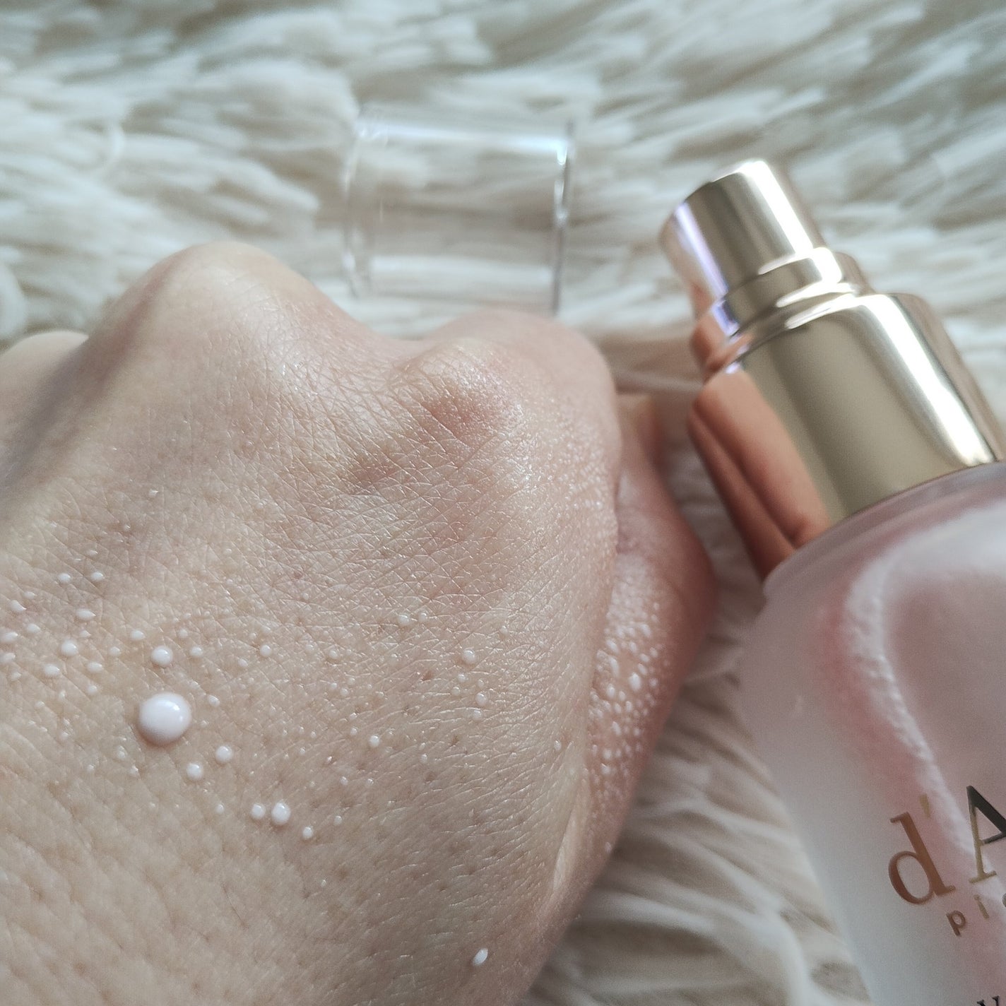 ダルバ ホワイトトリュフバイタルスプレーセラム/ダルバ/ミスト状化粧水を使ったクチコミ(3枚目)