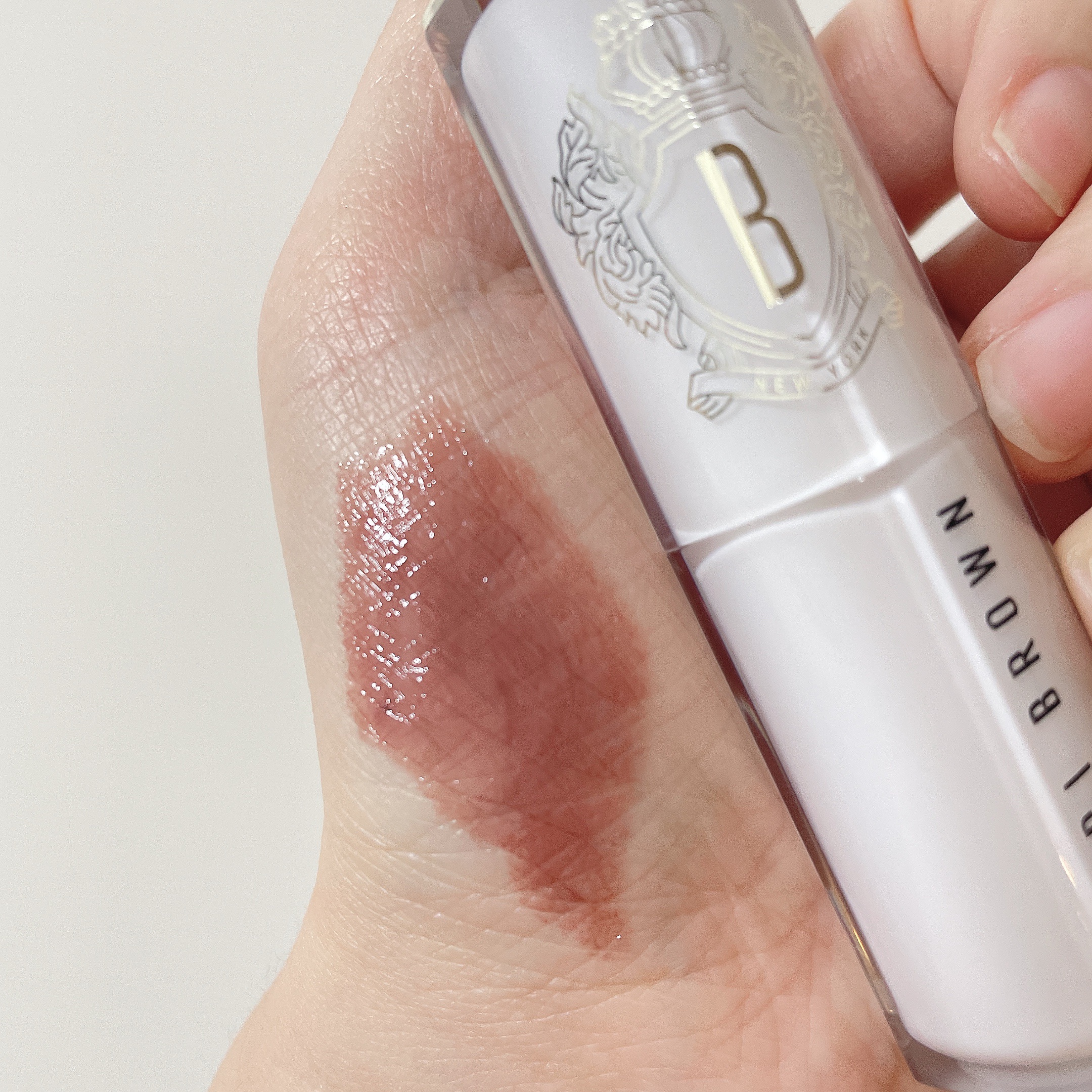 エクストラ カラー シャイン/BOBBI BROWN/口紅を使ったクチコミ（2枚目）