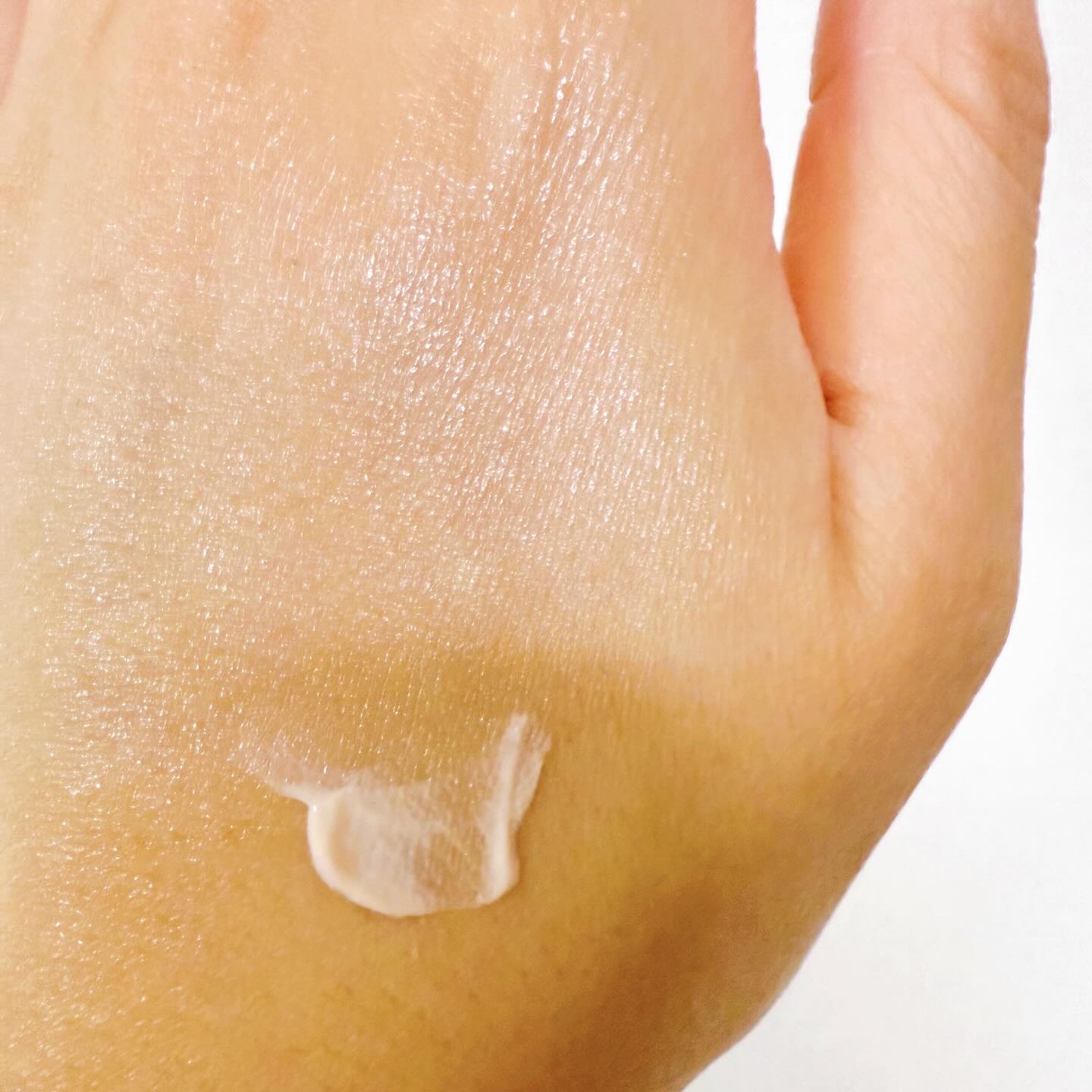 ブラックスネイルグルタチオントーンアップサン/Dr.G/日焼け止めクリームを使ったクチコミ（3枚目）