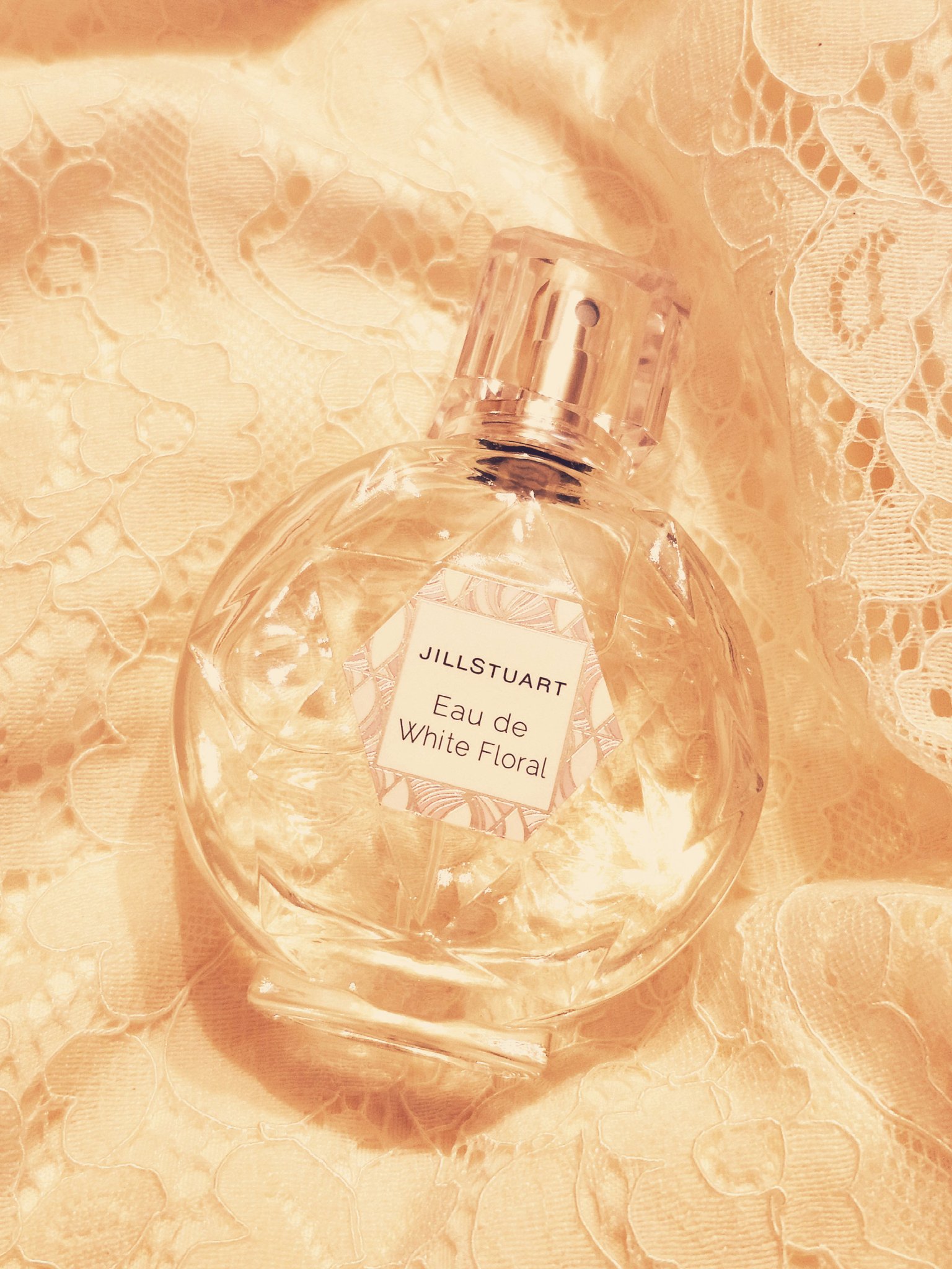 ジルスチュアート オード ホワイトフローラル/JILL STUART/香水(レディース)を使ったクチコミ（1枚目）