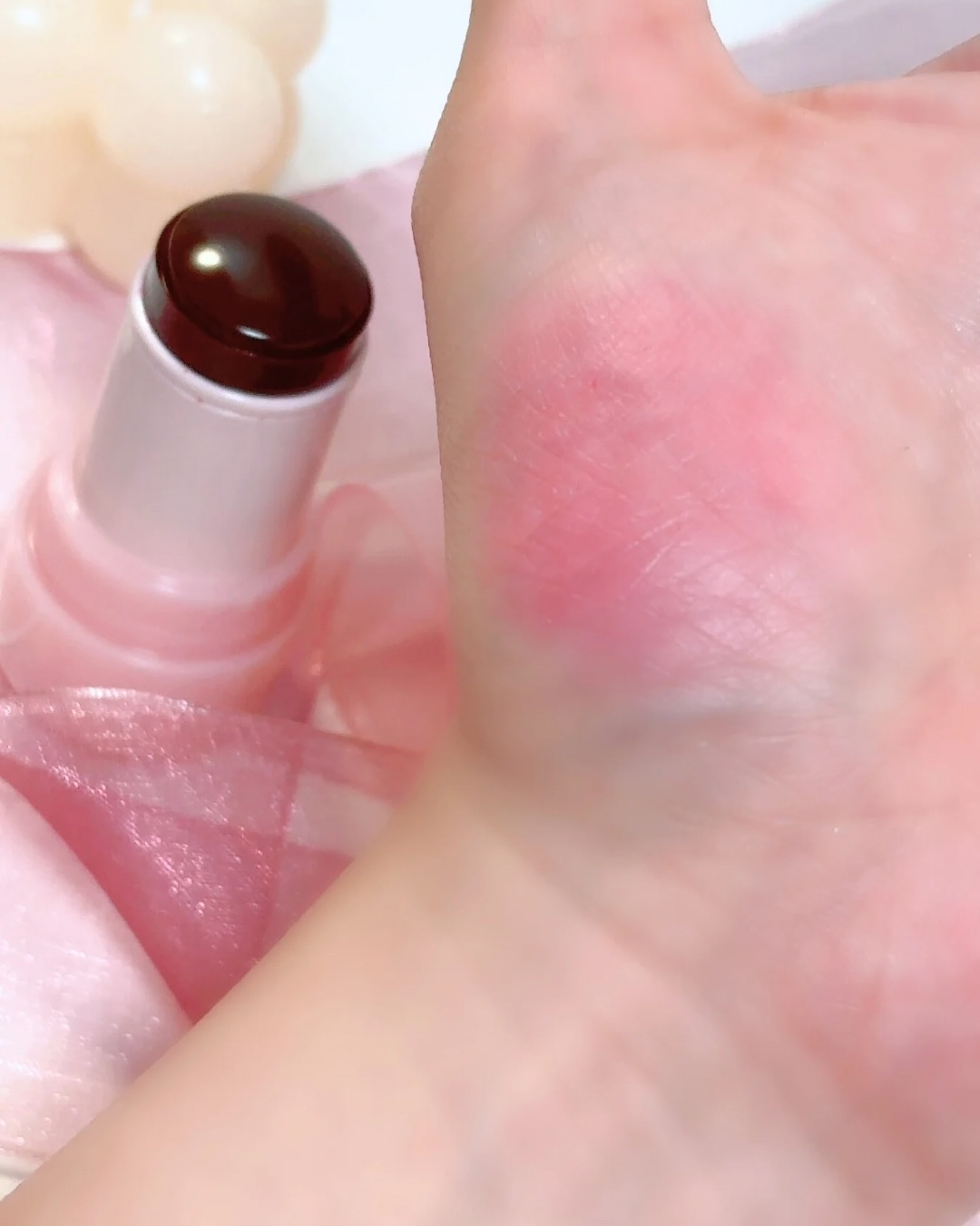 ジューシーヴェールジェリーティント 02 ピンクグレープフルーツ/MilleFée/リップティントを使ったクチコミ（3枚目）